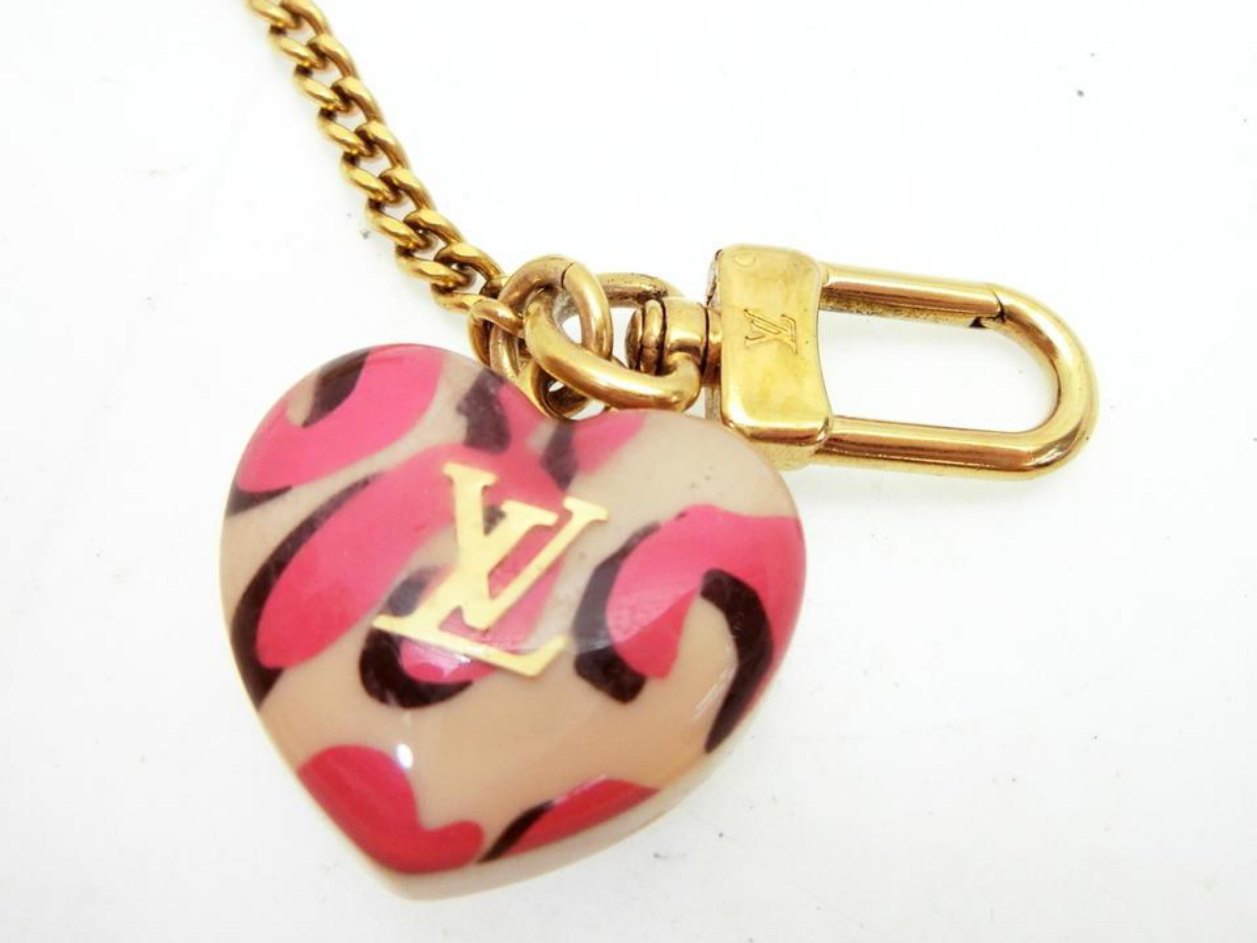 Louis Vuitton Heart Shaped Charm Coin Purse Small Bag Charm Key Ring Vernis  Pink