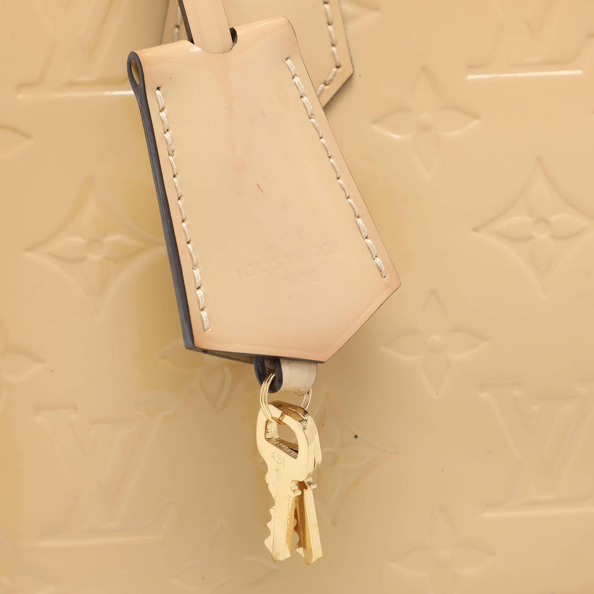Louis Vuitton Beige Monogram Vernis Leather Alma BB Bag 2