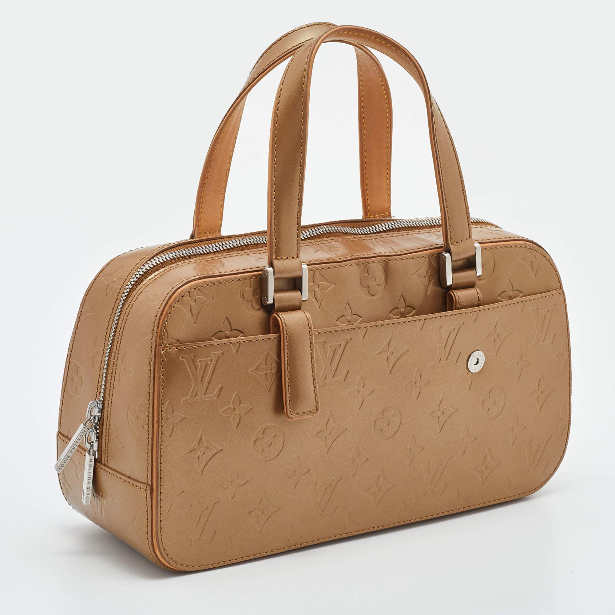 Louis Vuitton Beige Monogram Vernis Mat Shelton Bag 1