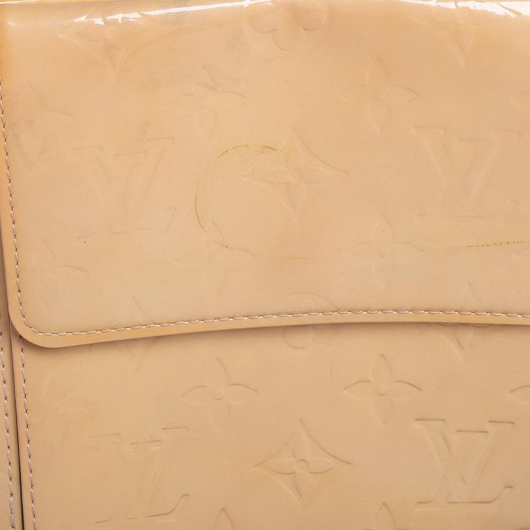 Louis Vuitton, Bags, Louis Vuitton Vernis Mott Great Condition  Shouldercrossbody Price Firm