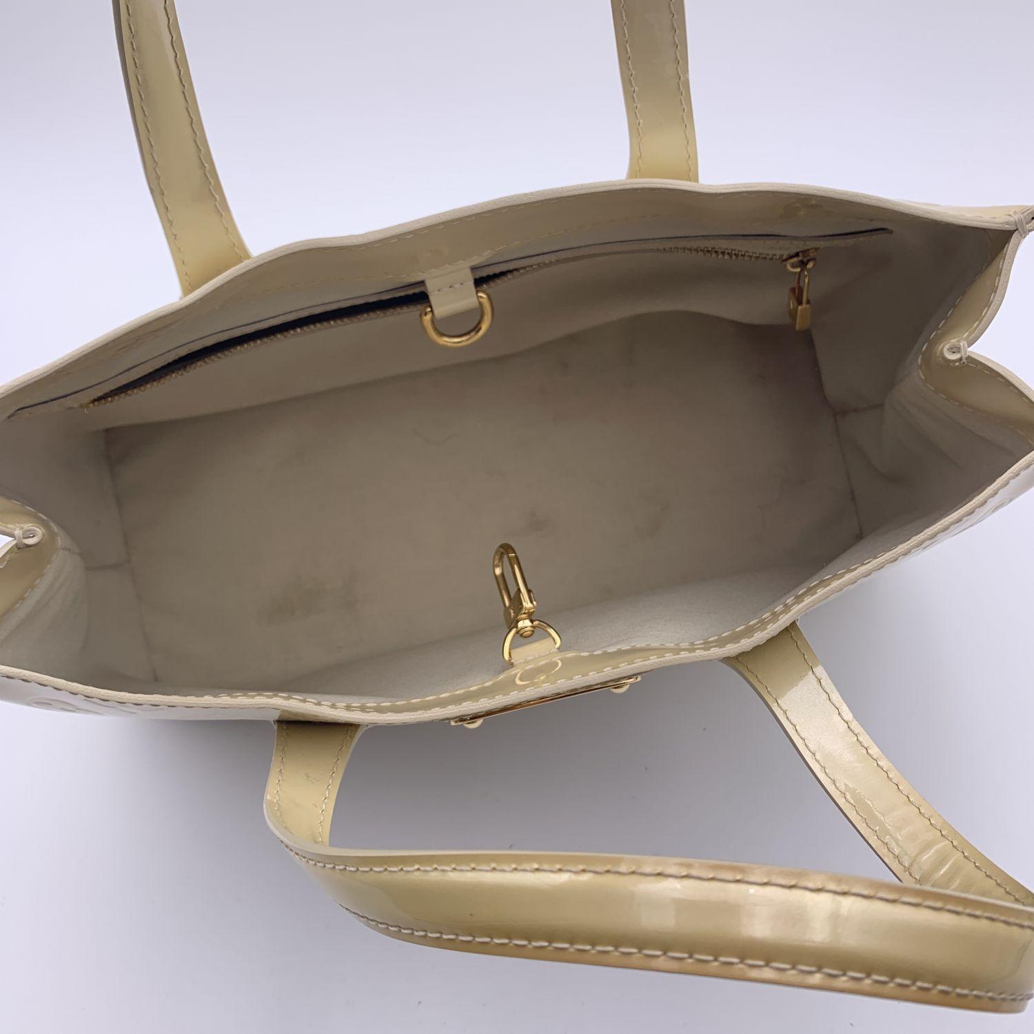 Louis Vuitton Beige Monogram Vernis Wilshire PM Tote Bag 2