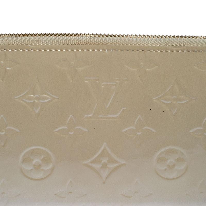 Louis Vuitton Beige Monogram Vernis Zippy Wallet 1