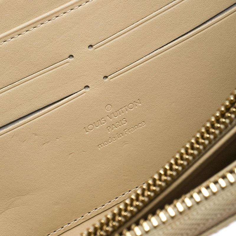 Louis Vuitton Beige Monogram Vernis Zippy Wallet 4