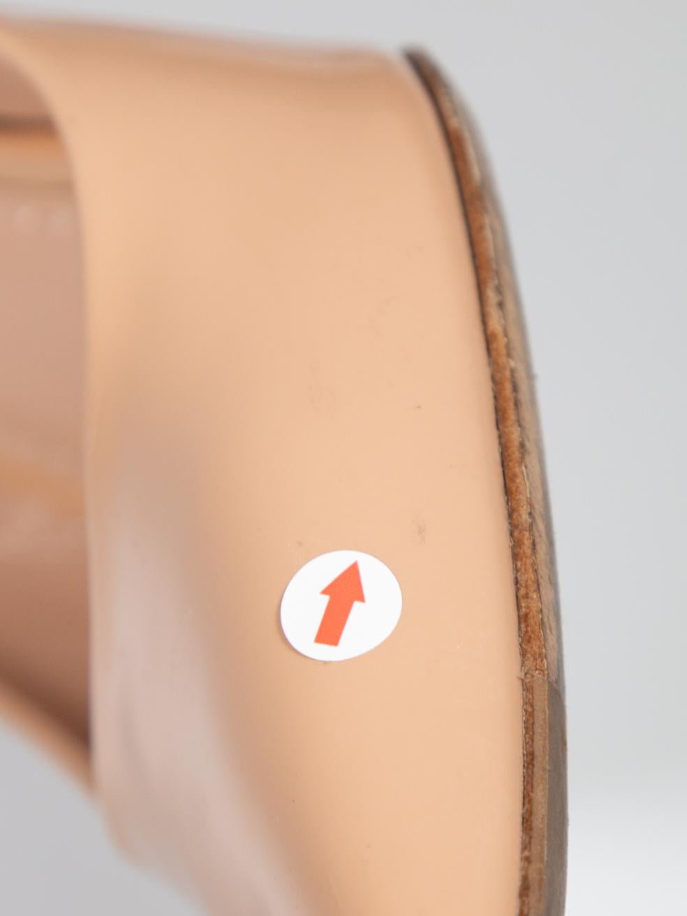Louis Vuitton Beige Patent High Heel Pumps Size IT 39 3