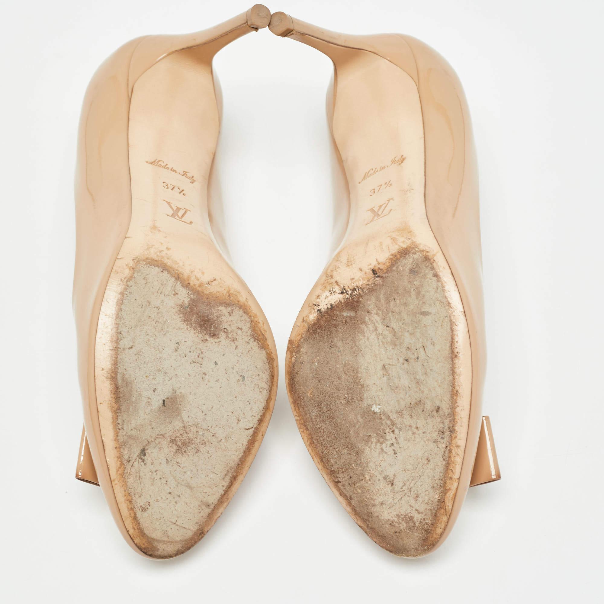 Louis Vuitton Beige Patent Leather Bow Round Toe Pumps Size 37.5 2