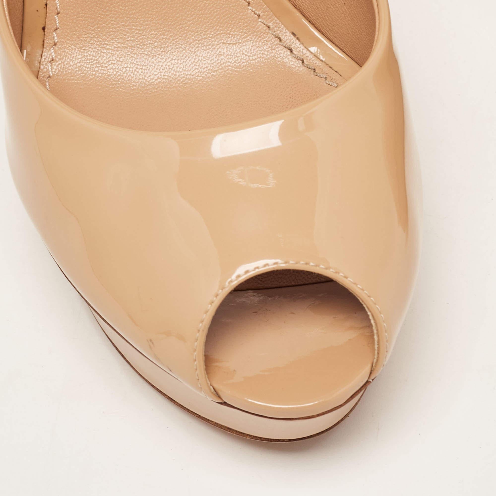 Louis Vuitton Beige Patent Leather Eyeline Peep Toe Pumps Size 40 For Sale 1