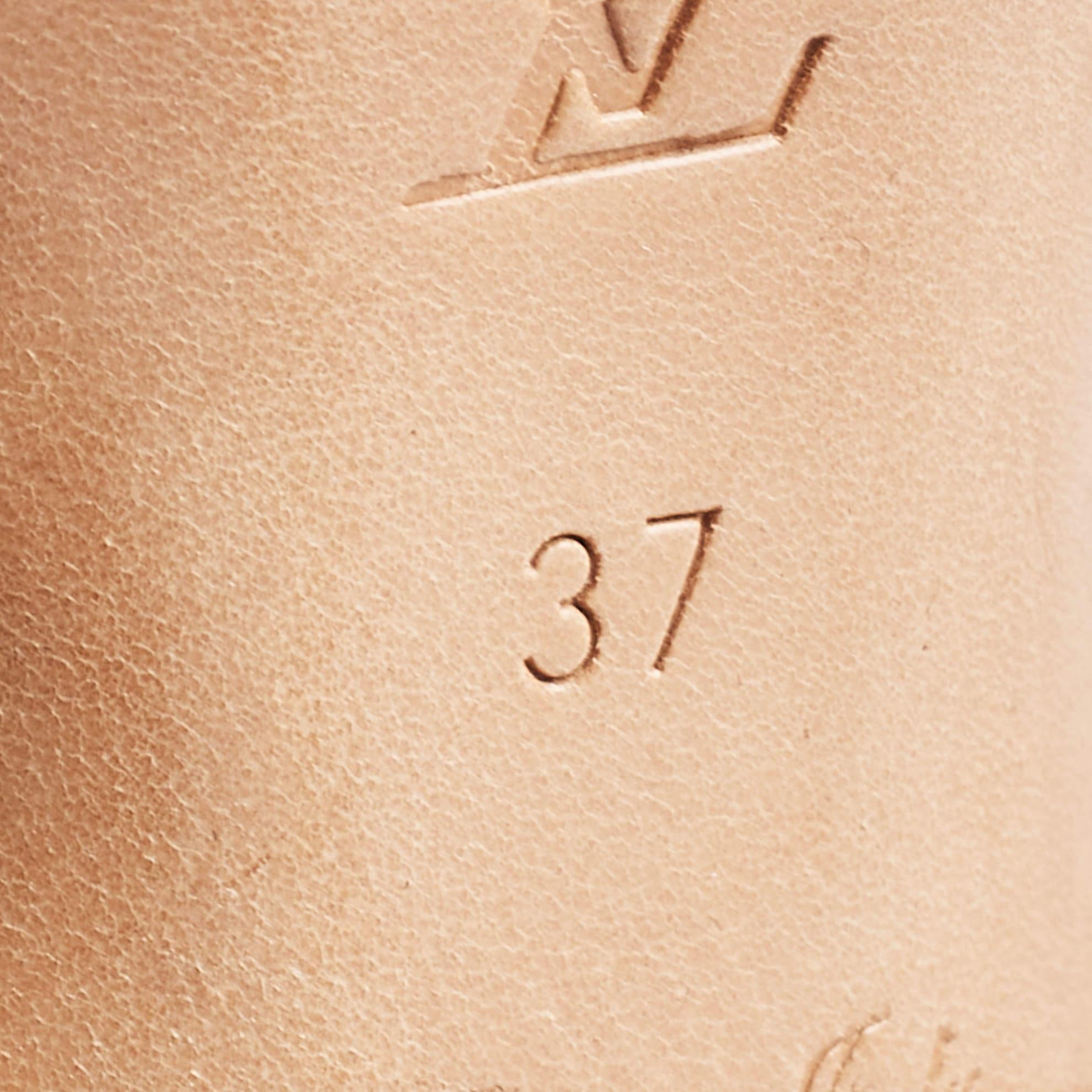 Beige Lackleder Eyeline Pumps von Louis Vuitton Größe 37 im Angebot 4