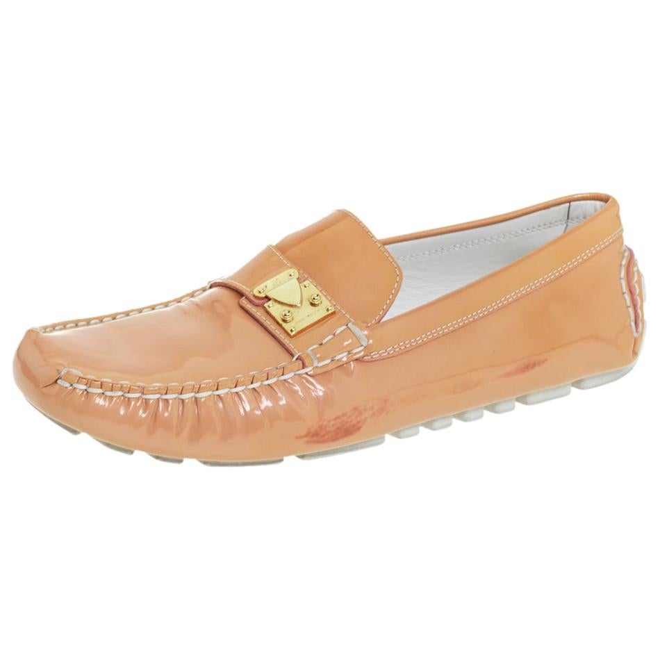 Louis Vuitton Beige Patent Leather Lombok Slip On Loafers Size 40 For Sale