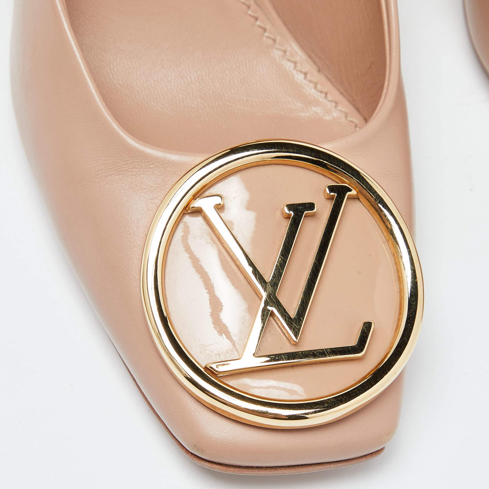 Women's Louis Vuitton Beige Patent Leather Madeleine Square Toe Pumps Size 37