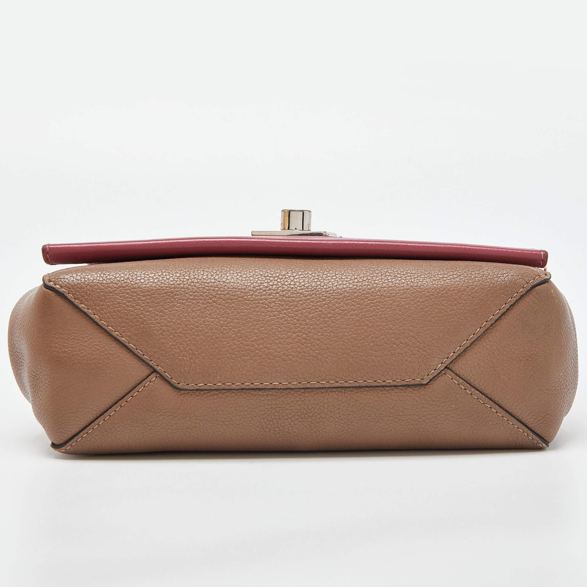 Louis Vuitton Beige/Pink Leather Lockme II BB Bag In Fair Condition In Dubai, Al Qouz 2