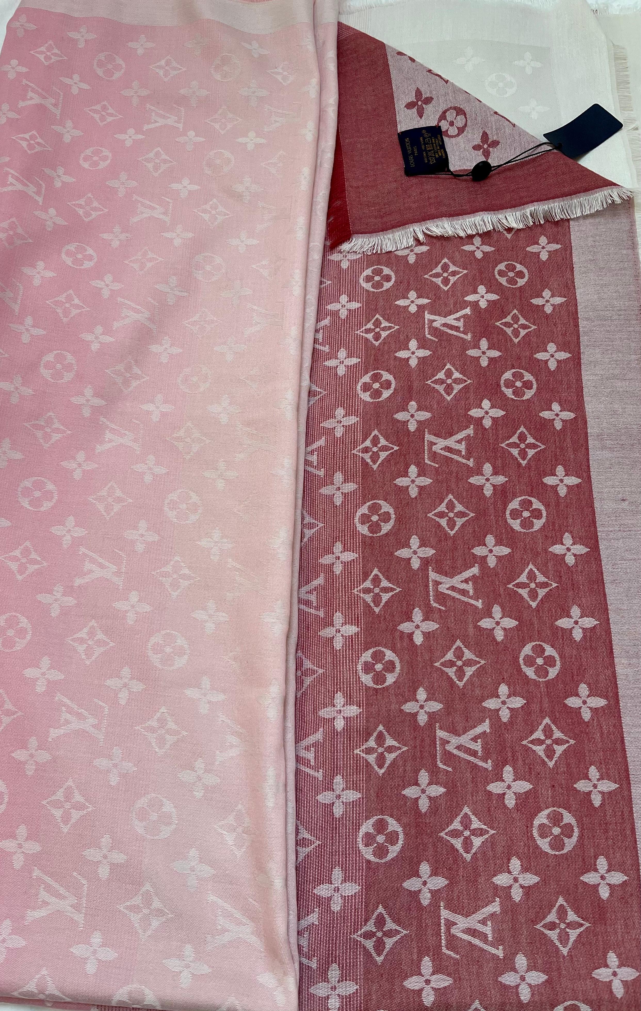 Louis Vuitton Beige/Pink/Rose /Rouge Shaded Monogram Shawl Scarf/Wrap Size 56X56 In New Condition In New York, NY