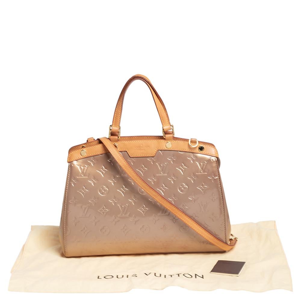 Louis Vuitton Beige Poudre Monogram Vernis Brea MM Bag 10
