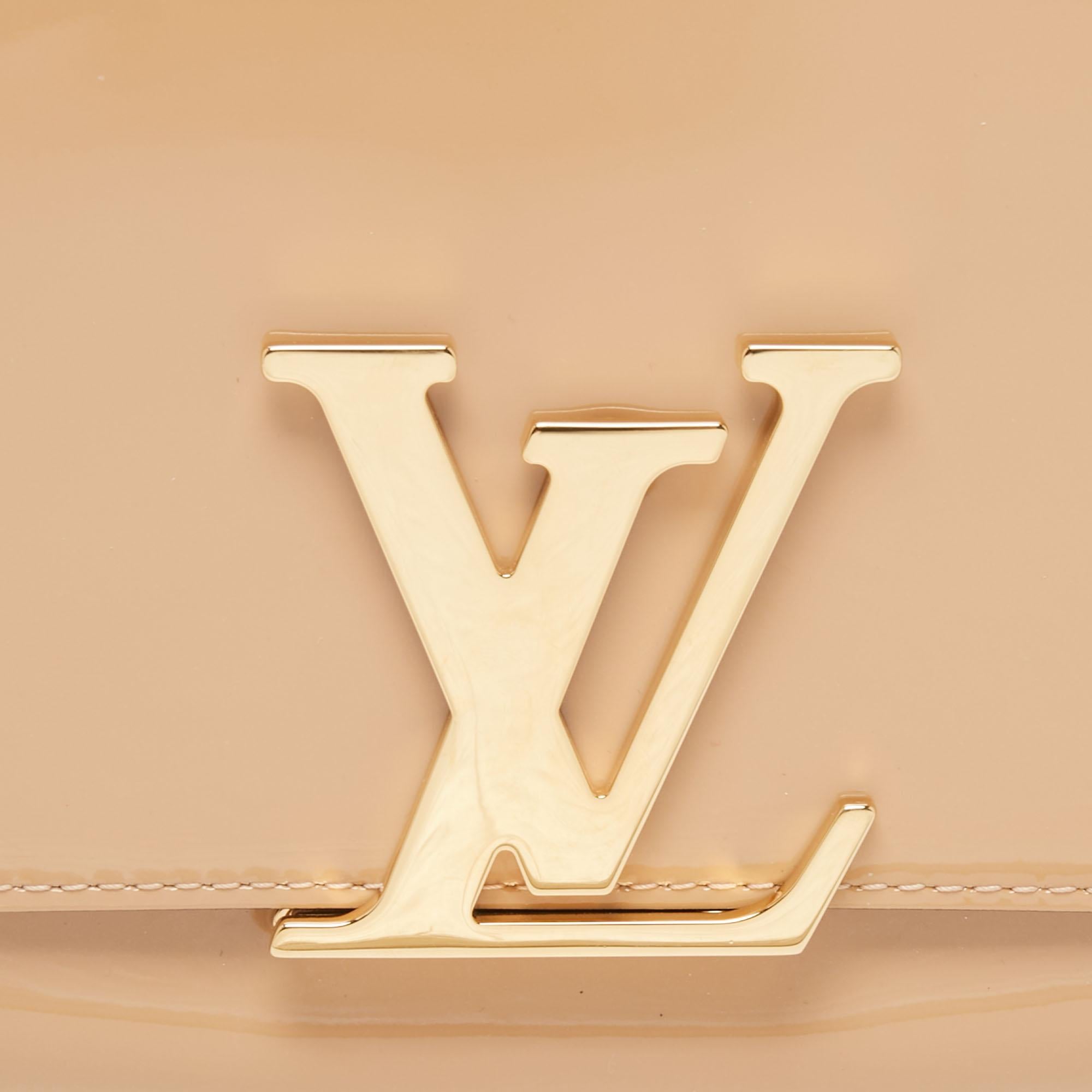 Louis Vuitton Beige Poudre Patent Leather Louise Clutch 3