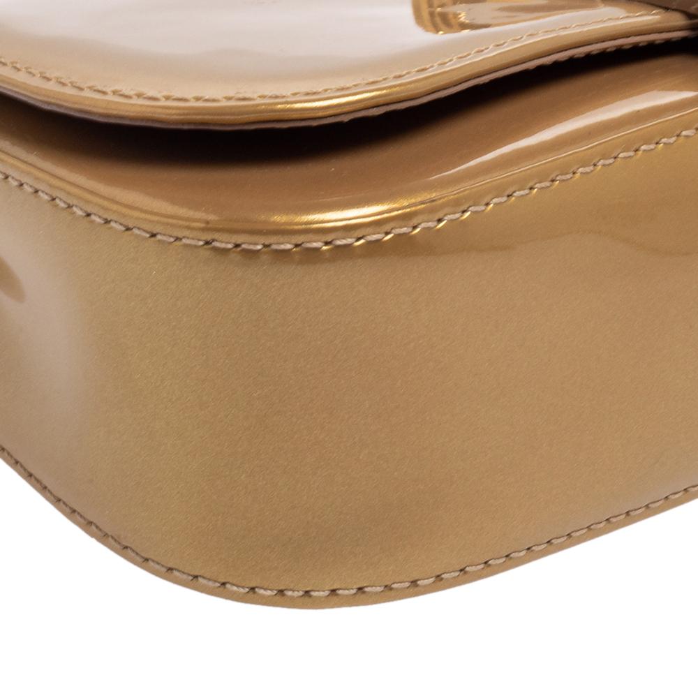 Louis Vuitton Beige Poudre Vernis Sobe Clutch 3