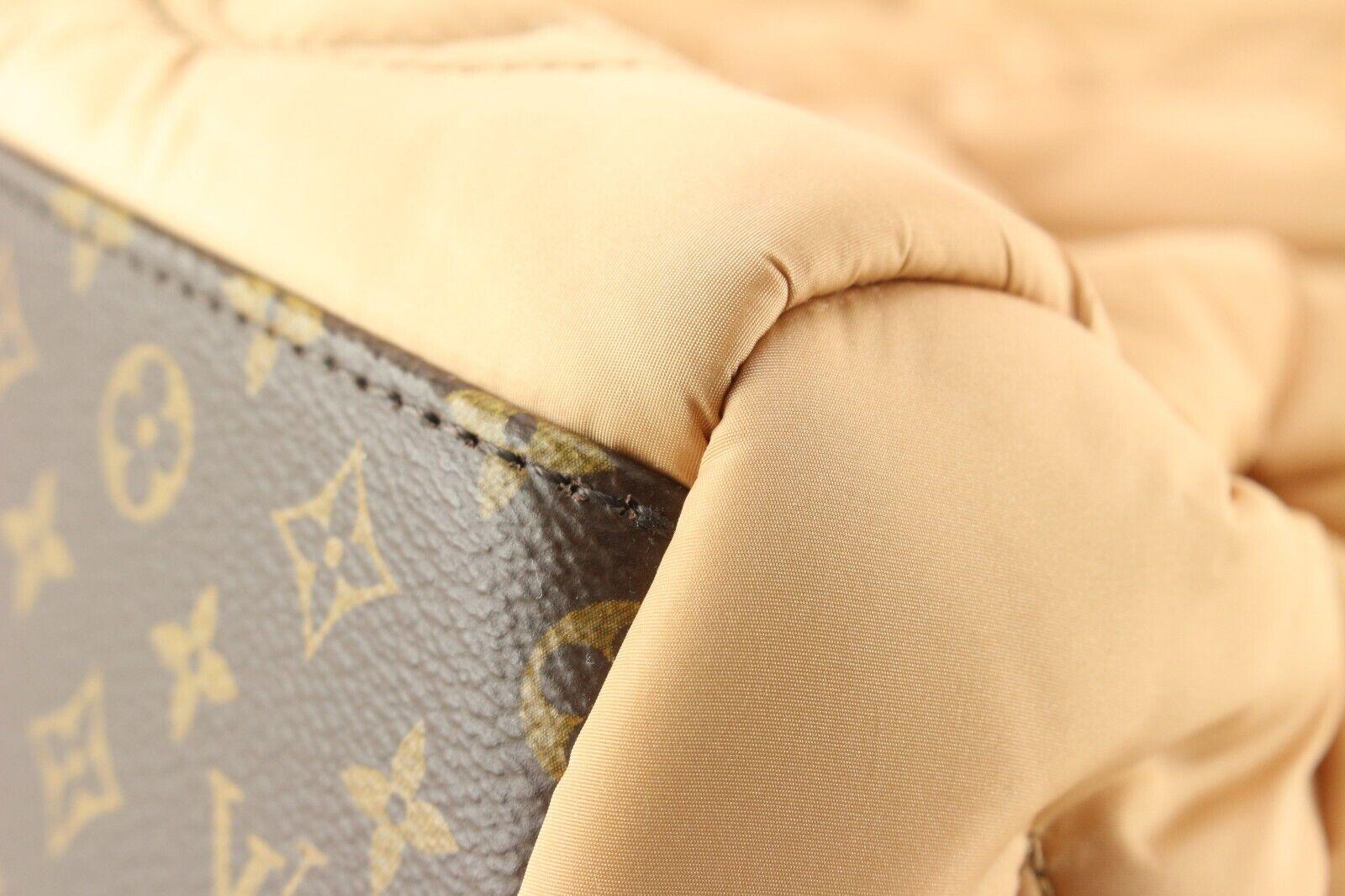 Louis Vuitton Beige Puffer Monogram Pillow Onthego GM 2way Tote 4LK0412C 2
