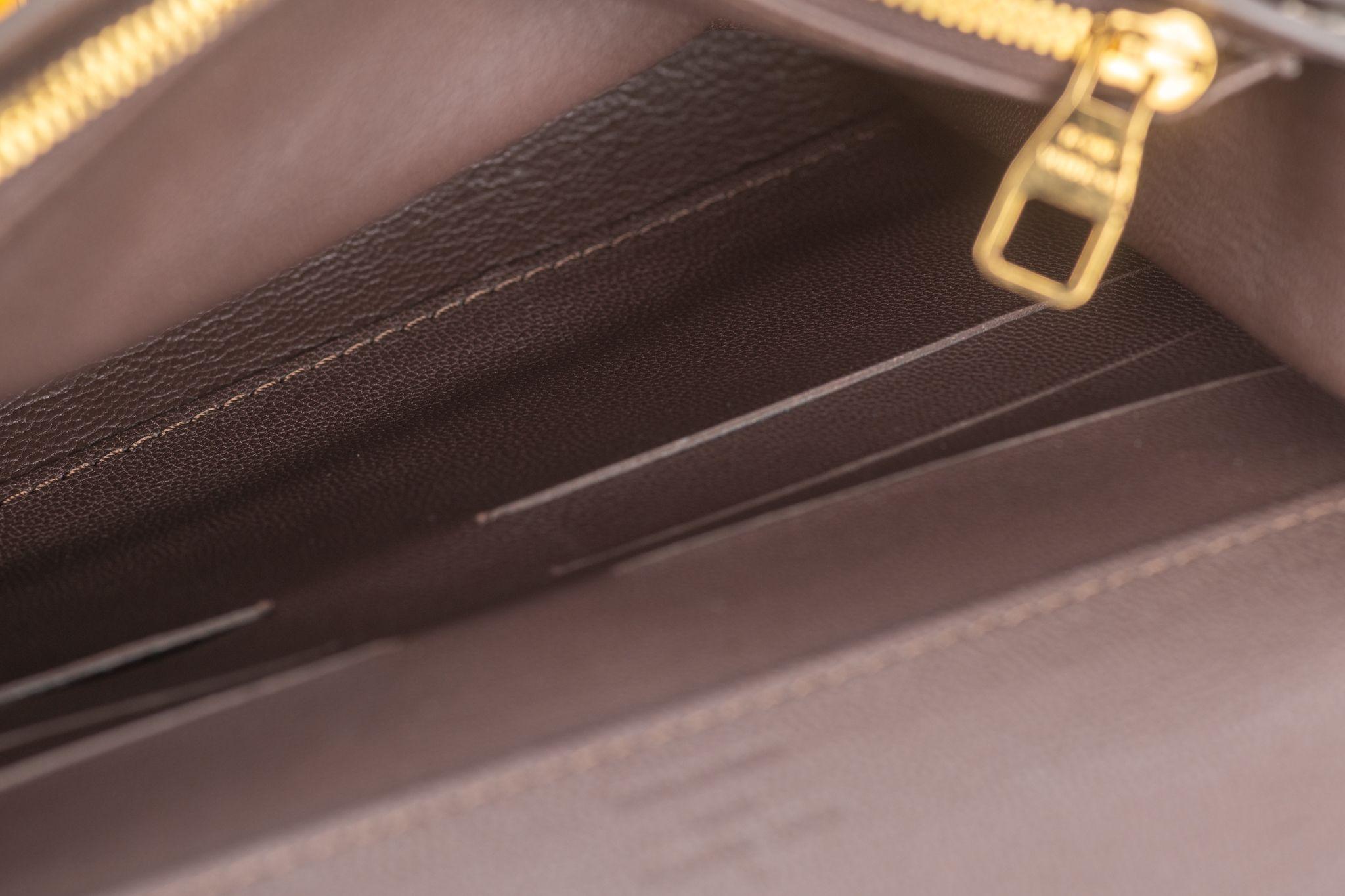 Louis Vuitton Beige Pitone Louise GM in vendita 12