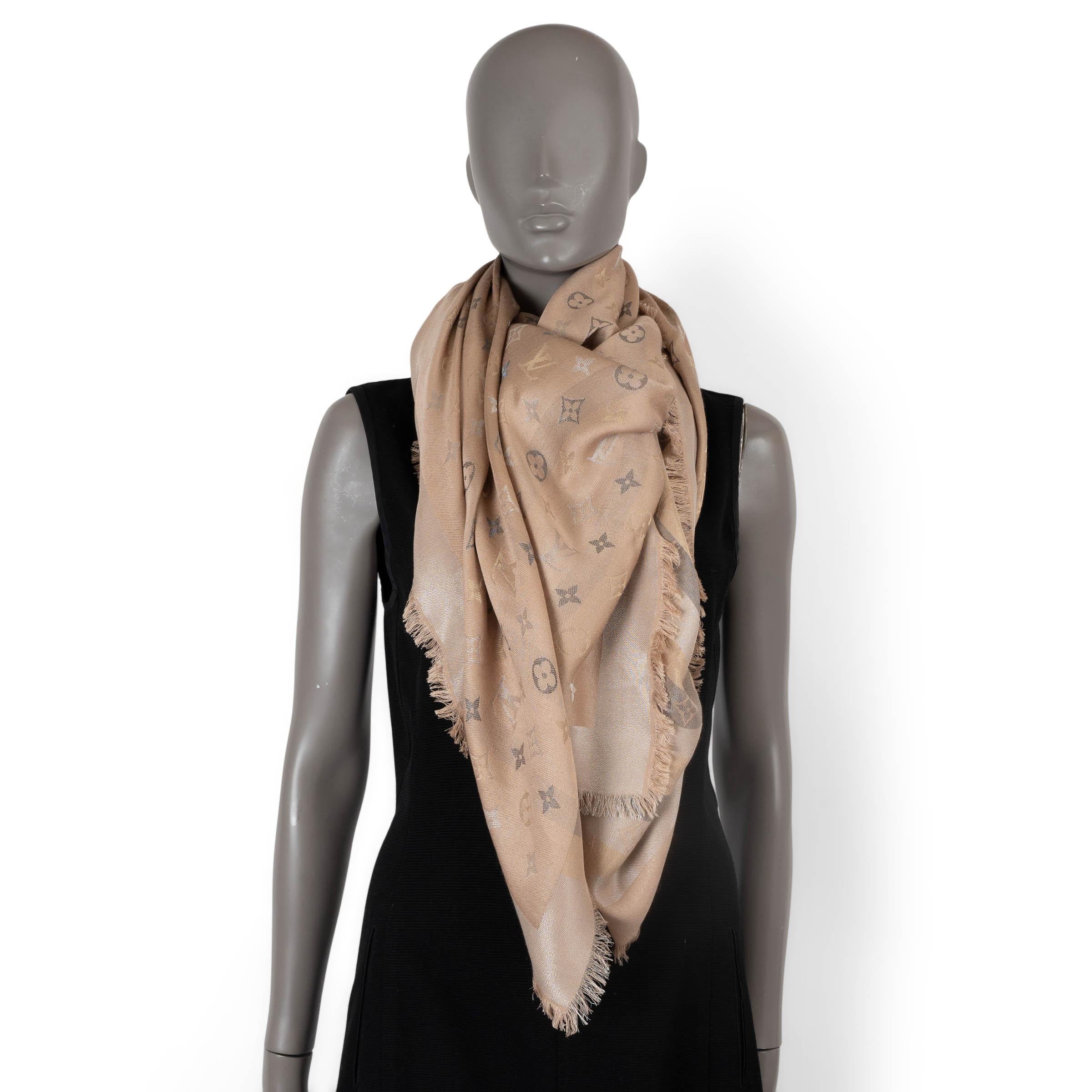 Women's LOUIS VUITTON beige silk viscose wool SO SHINE MONOGRAM Shawl Scarf M76337 For Sale