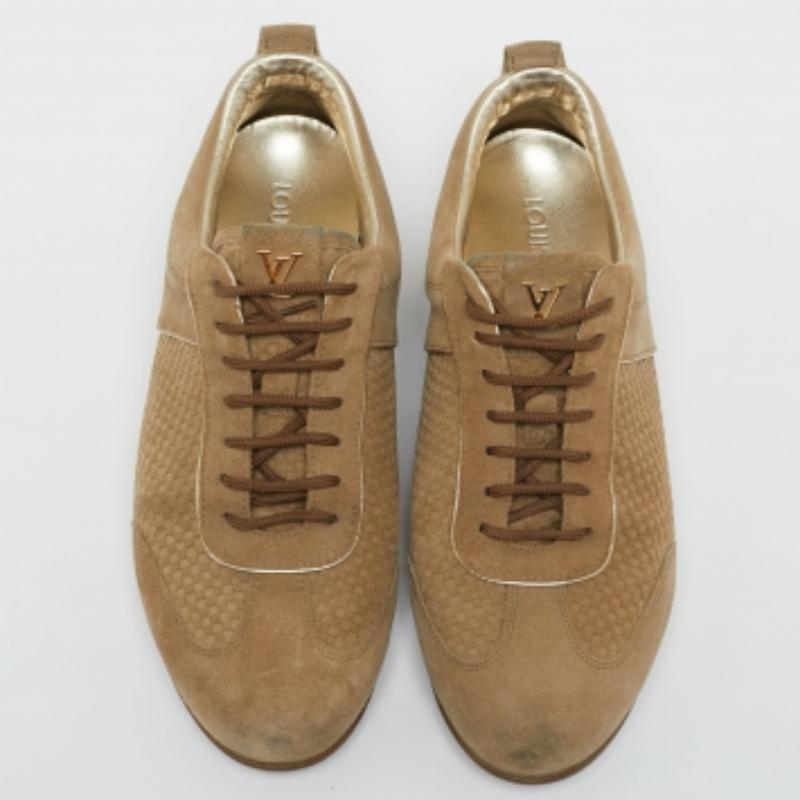 Louis Vuitton Zapatillas bajas de ante beige talla 36.5 Beige en venta