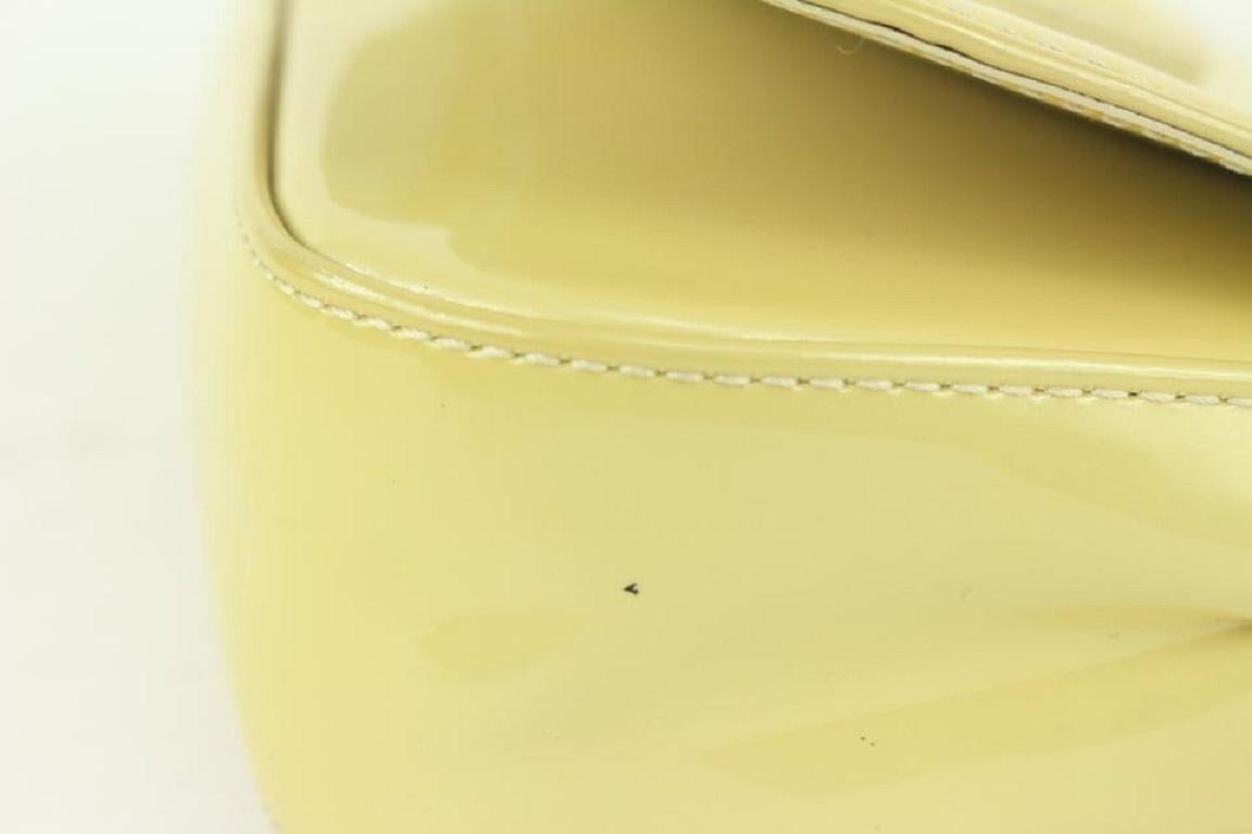 Louis Vuitton - Pochette beige Vanilla Vernis Sobe Louise 1013lv10 en vente 4