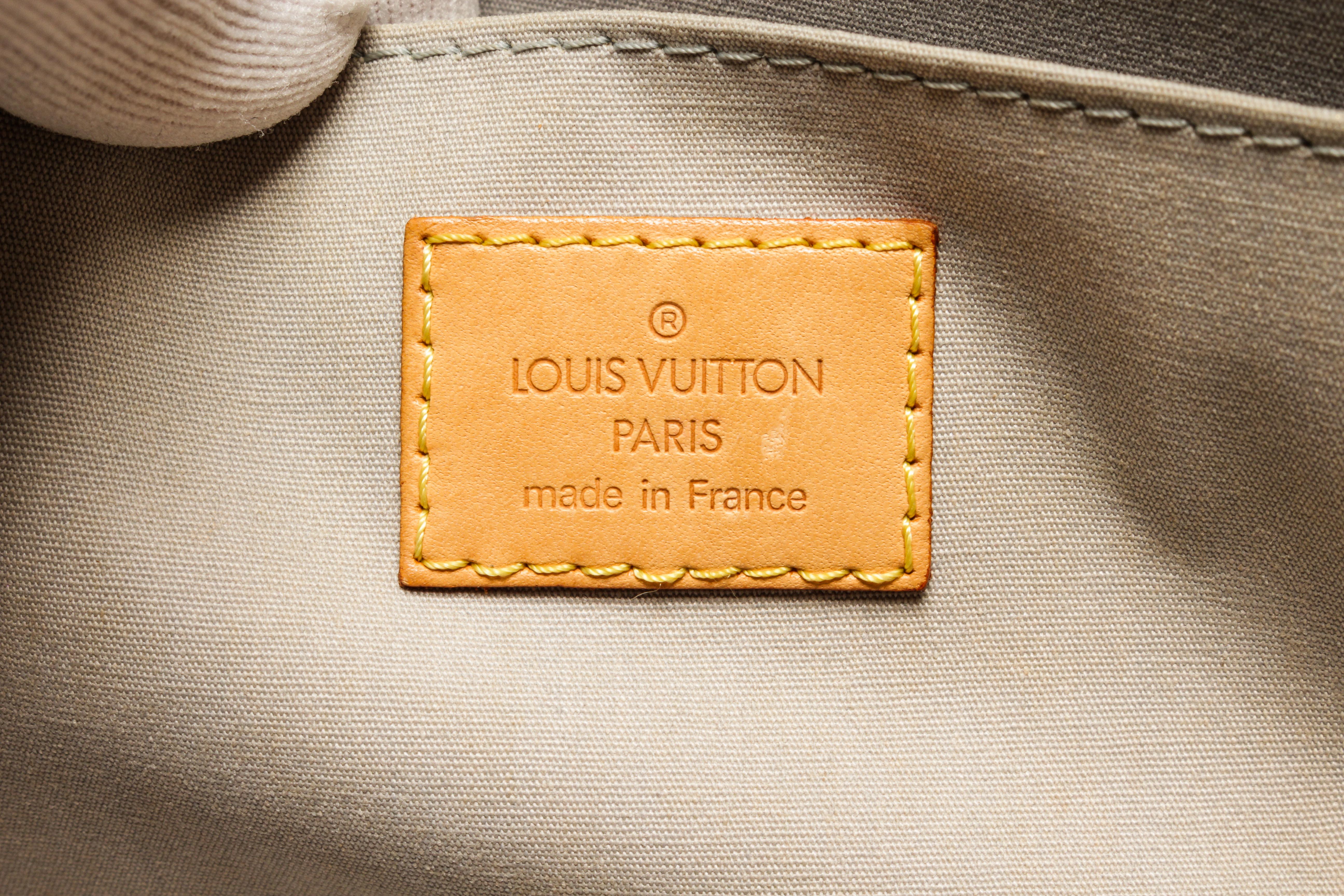 Louis Vuitton Beige Vernis Leather Roxbury Drive Handbag For Sale 4