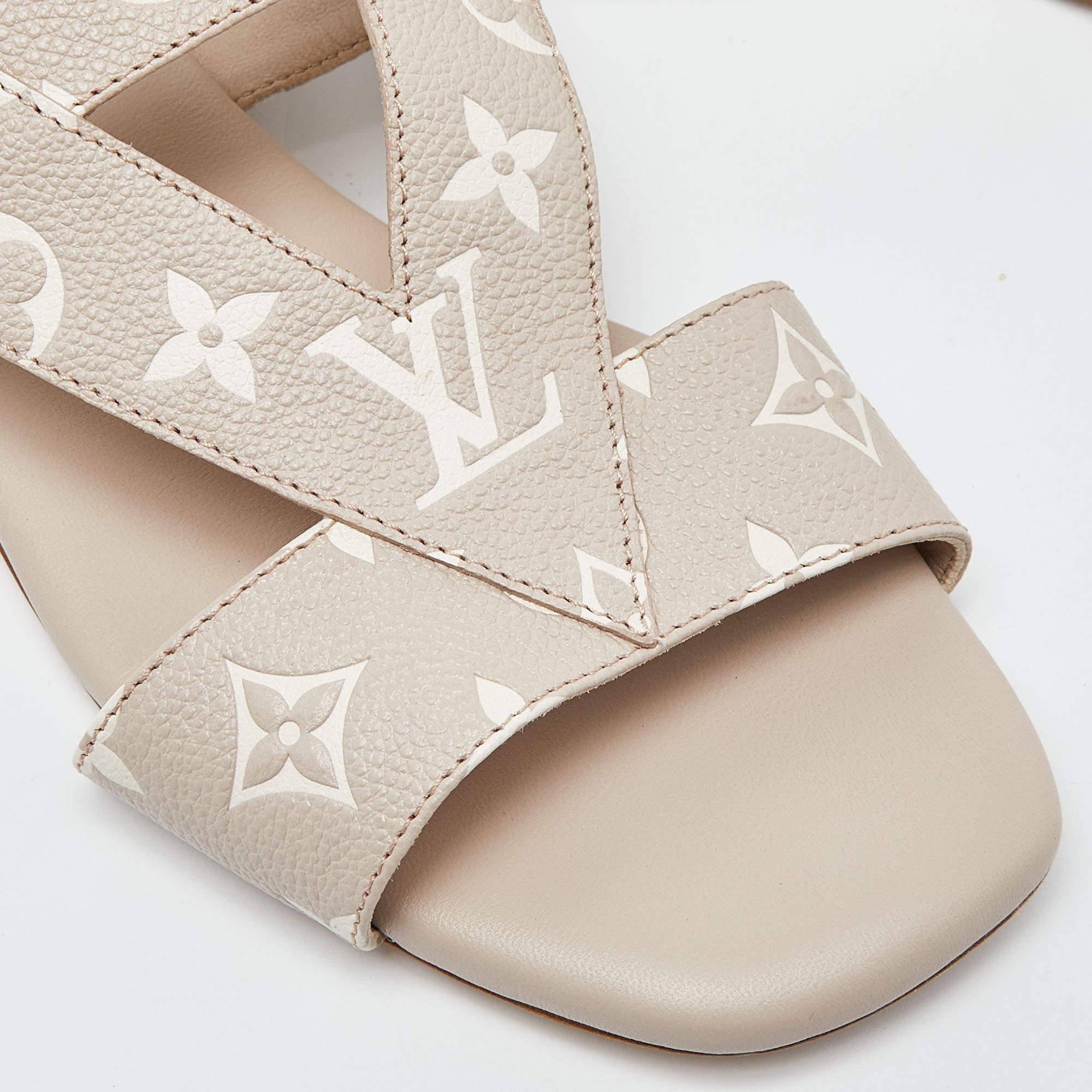 Louis Vuitton Beige/White Monogram Embossed Leather Flat Slides Size 40 2