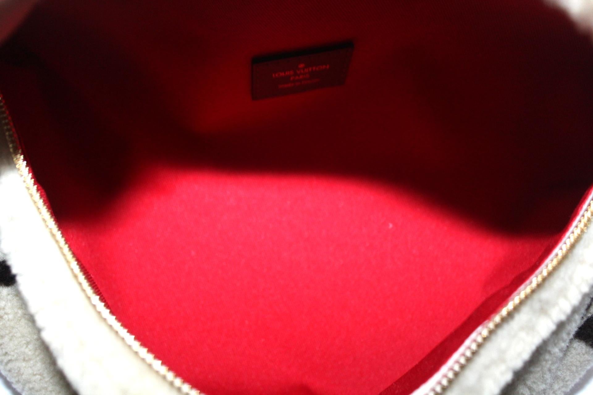 Louis Vuitton Beige Wool  Bum Bag 1