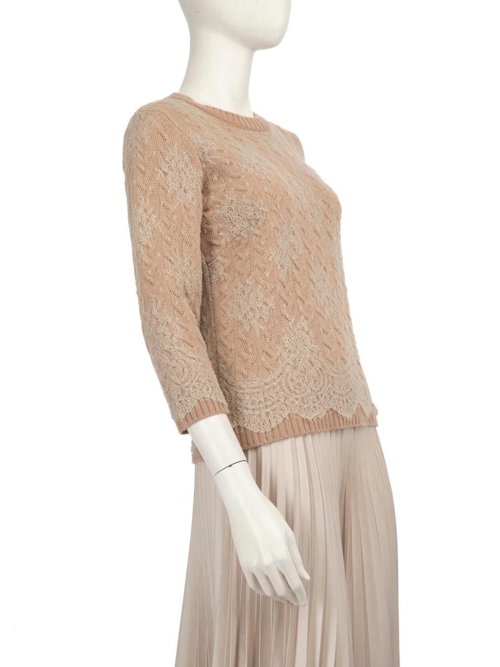 CONDITION is Very Good. Hardly any visible wear to knitwear is evident on this used Louis Vuitton designer resale item.

Details


Beige

Wool

Jumper

Mid length sleeve

Lace detail

Round neck





Made in Italy



Composition

97% Wool, 2%