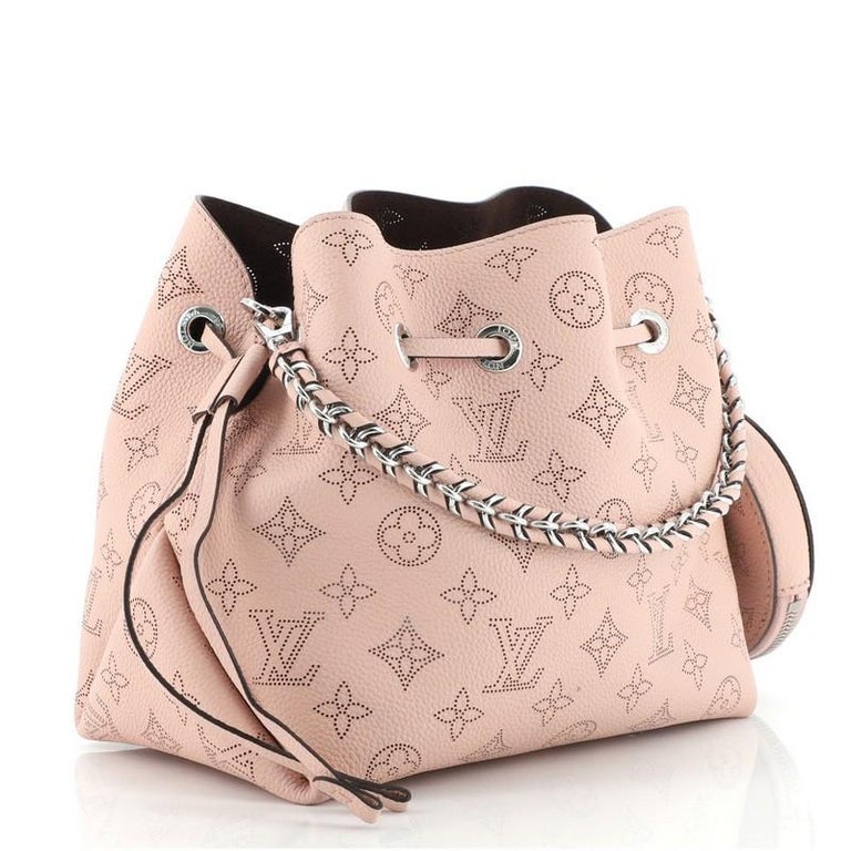Louis Vuitton Mahina Leather Bella Medium Bucket Bag (SHF-vWLGtP)