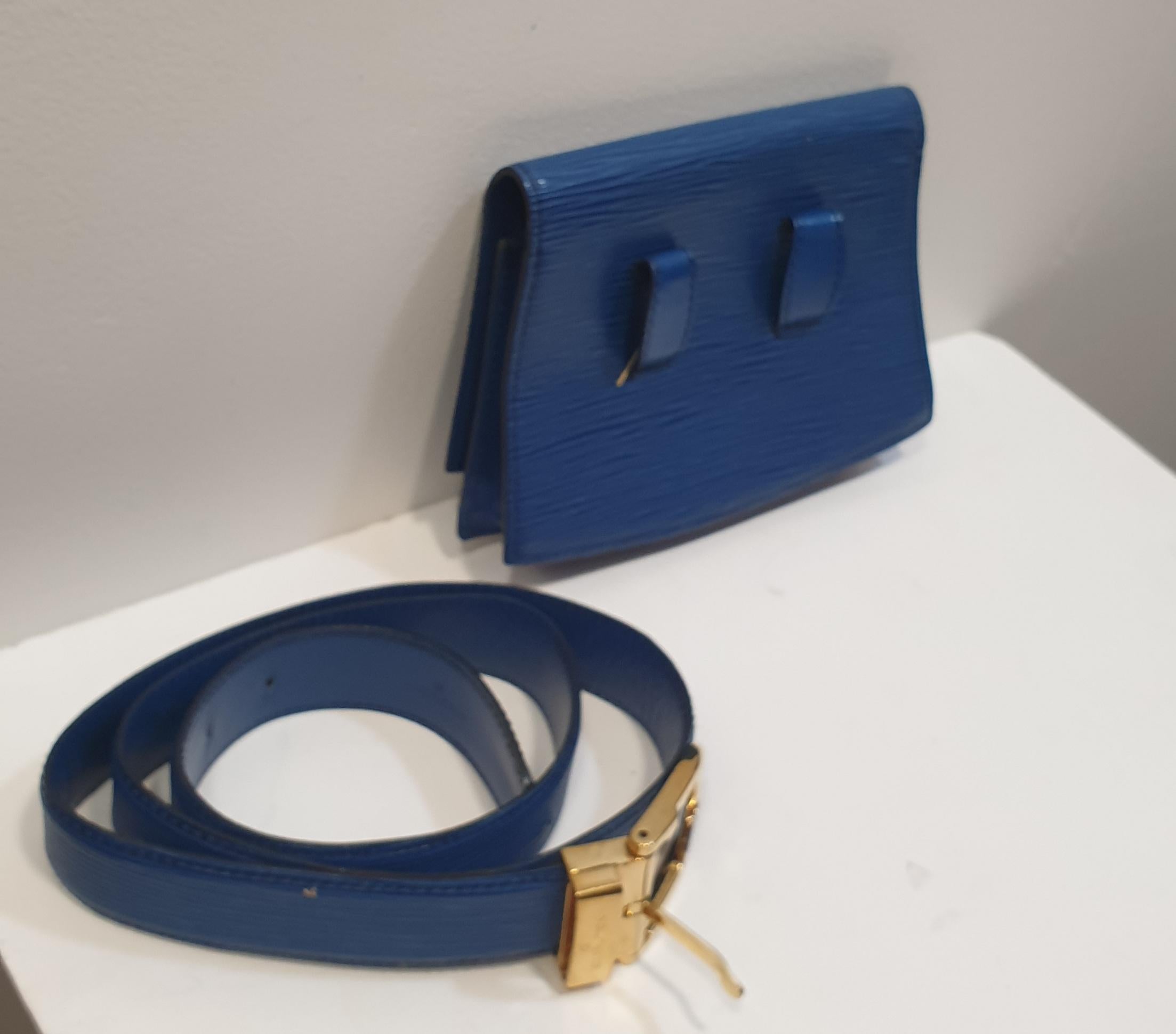 Blue Louis Vuitton belt bag in Tilsitt blue Epi leather