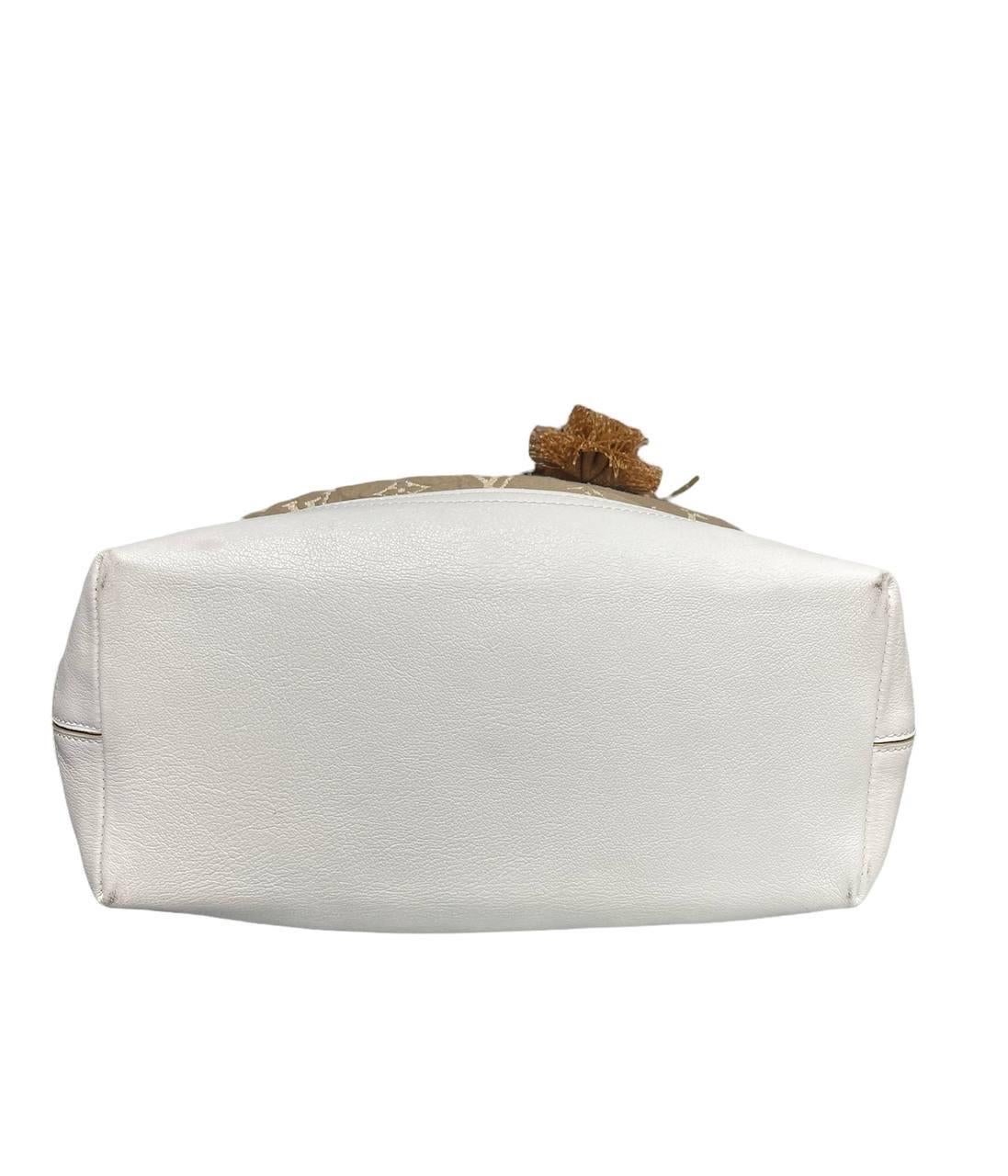 Louis Vuitton Besace Shoulder Bag Beige White For Sale 2