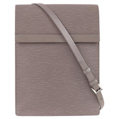 LOUIS VUITTON "Biarritz" Epi Leder Fold Over Top lila Umhängetasche Crossbody
