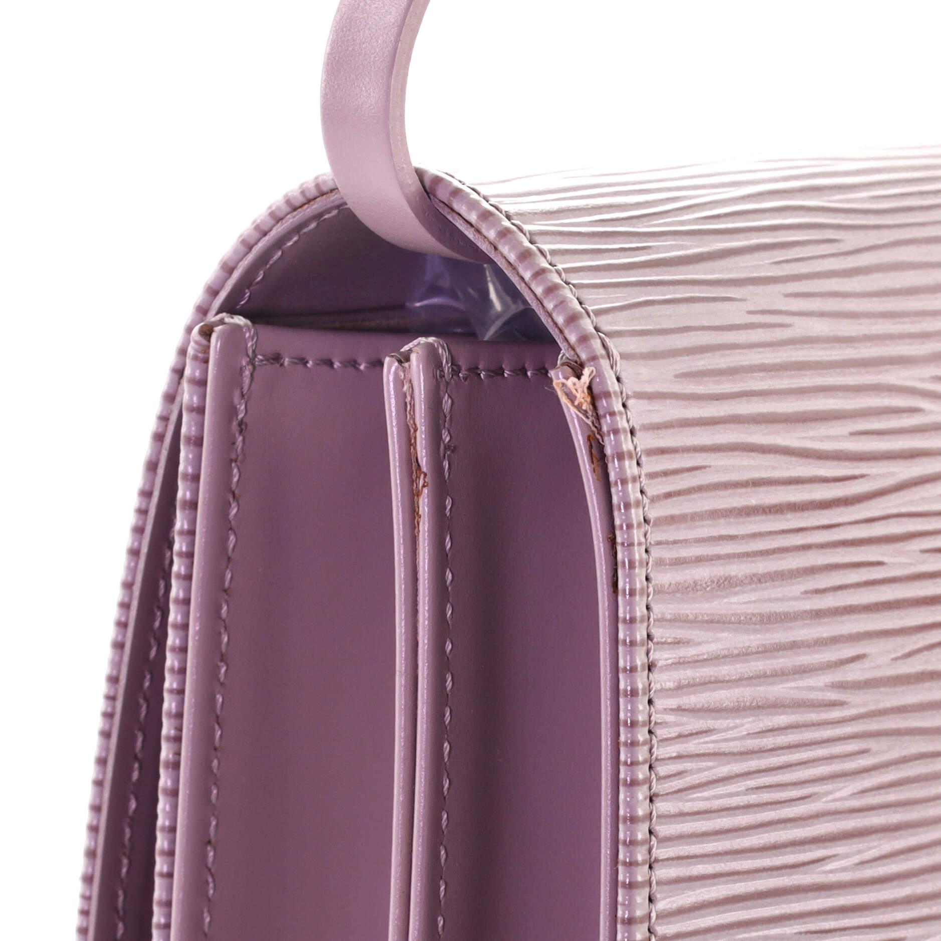 Louis Vuitton Biarritz Shoulder Bag Epi Leather 2