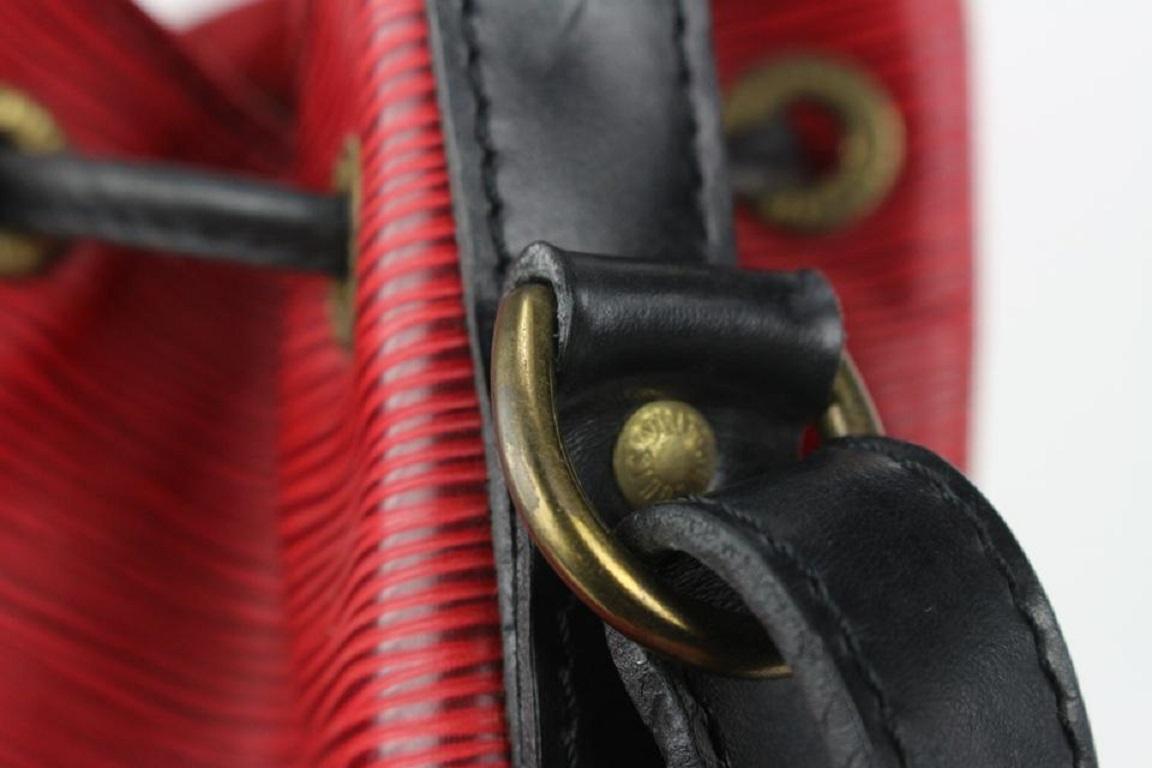 Louis Vuitton Bicolor Black Red Epi Leather Petit Noe Drawstring Bucket Hobo 5