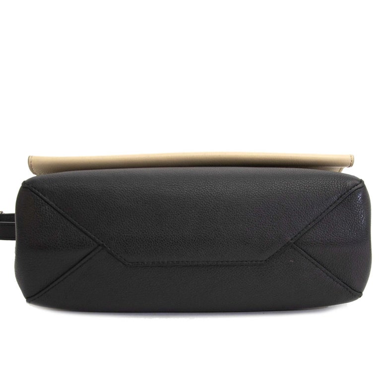 Louis Vuitton Bicolor Lockme Noir Vanille Shoulder Bag at 1stDibs