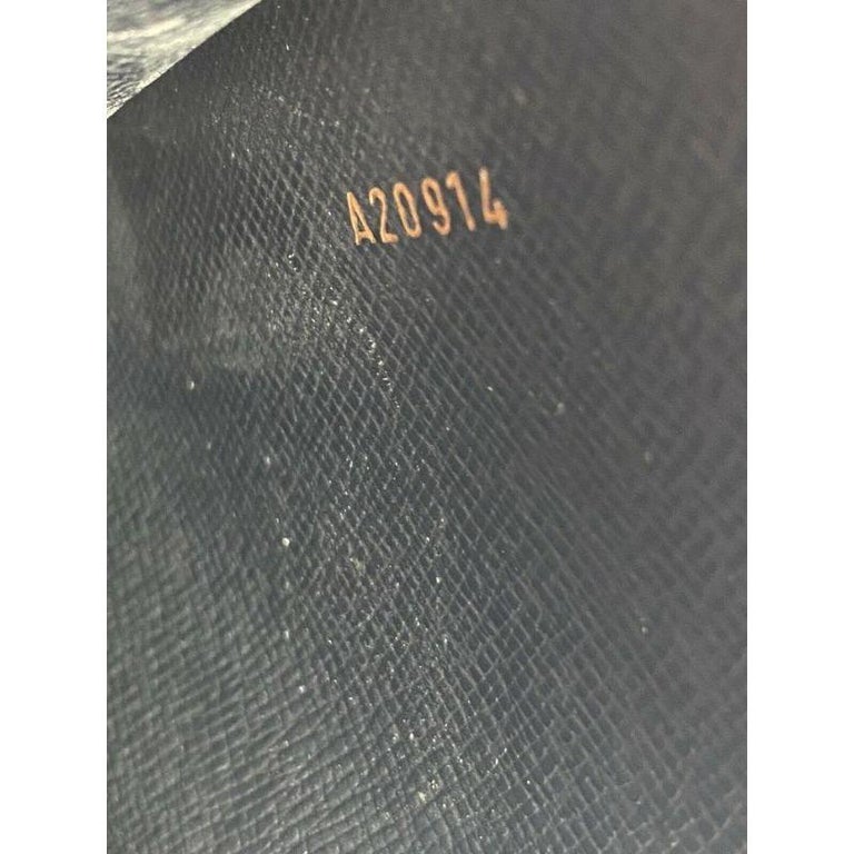 Cartera Louis Vuitton Biface Noir Epi negra 2la510