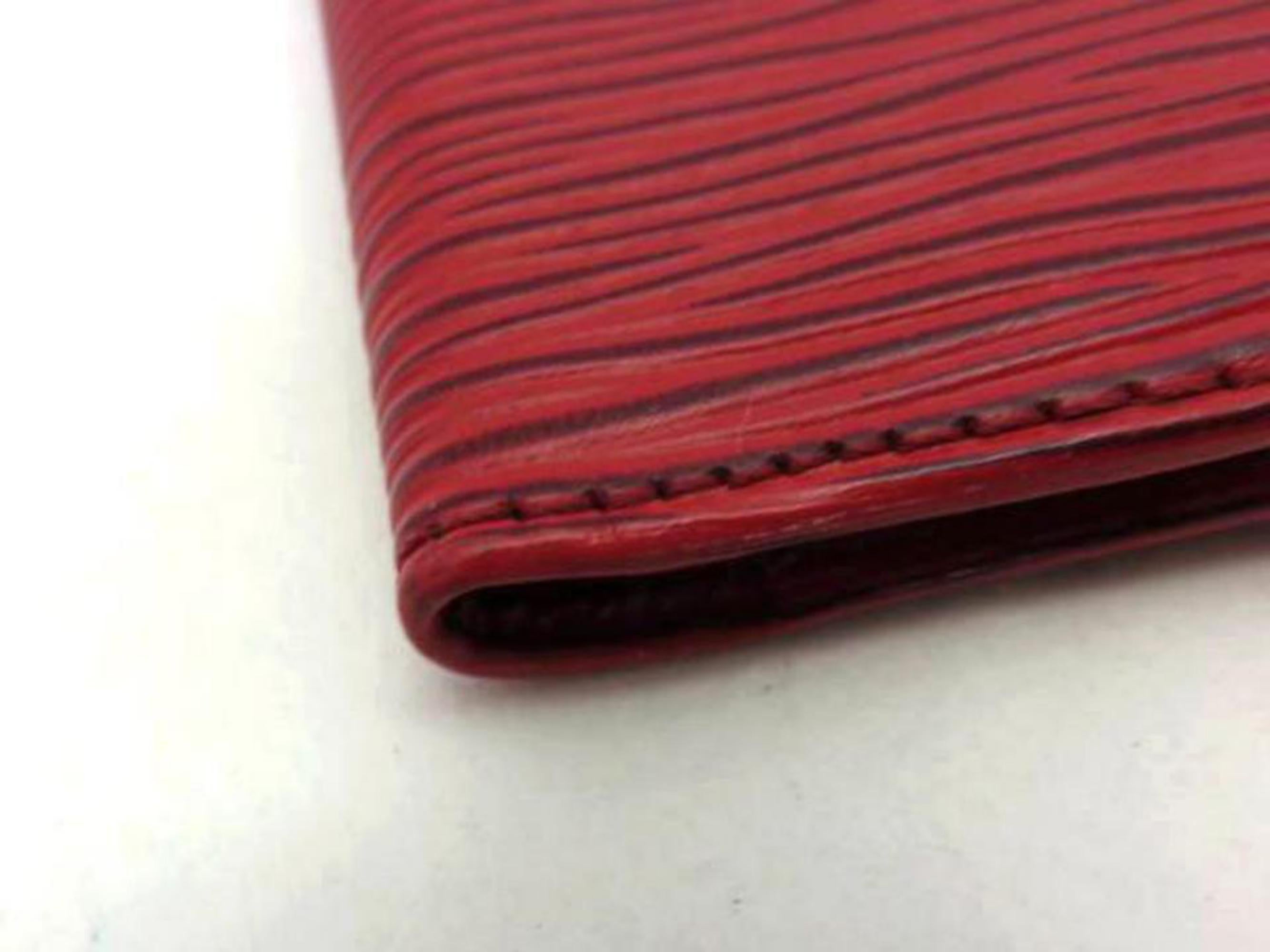 Louis Vuitton Bifold Wallet 222003 Red Epi Leather Shoulder Bag For Sale 2