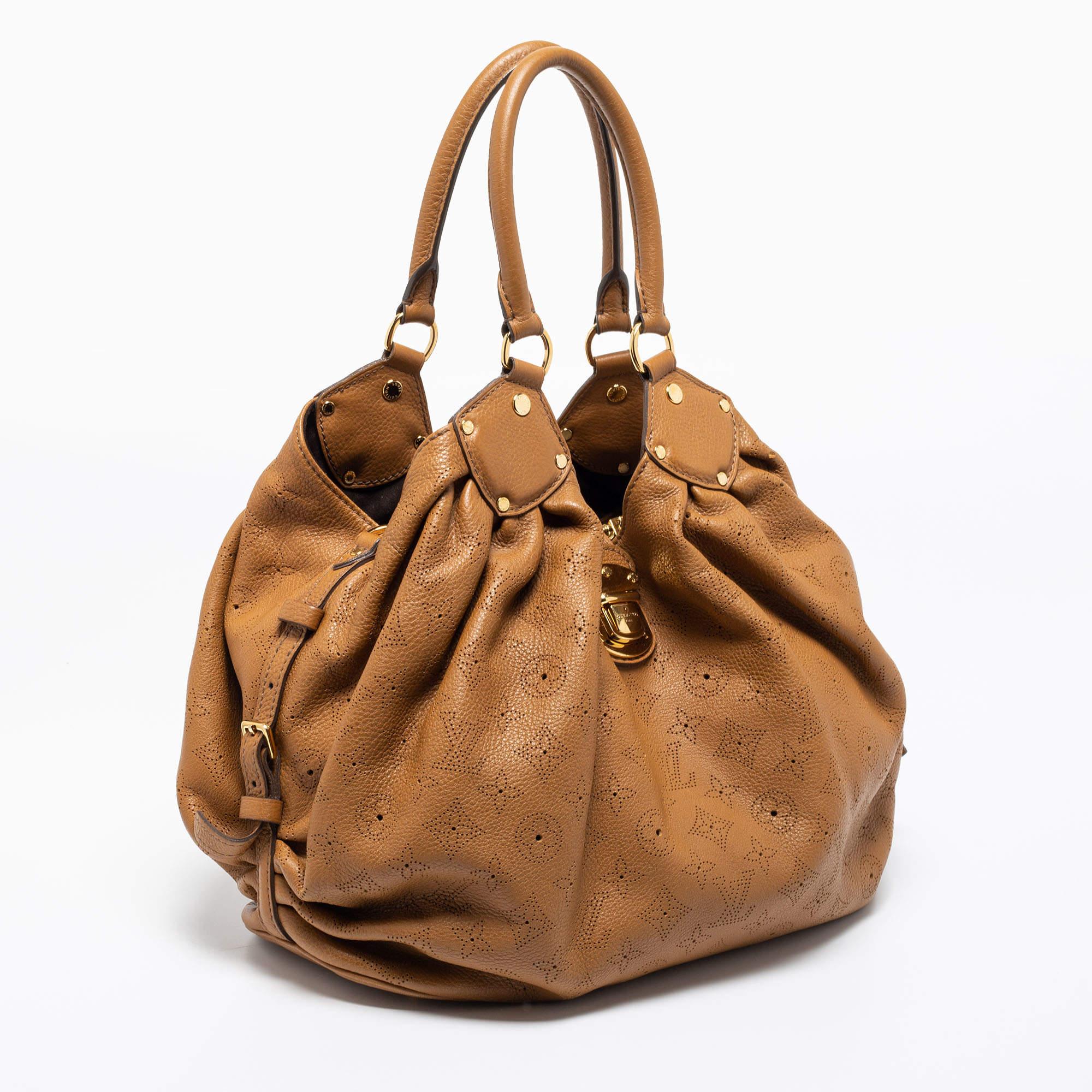 Women's Louis Vuitton Biscuit Monogram Mahina Leather Surya L Bag