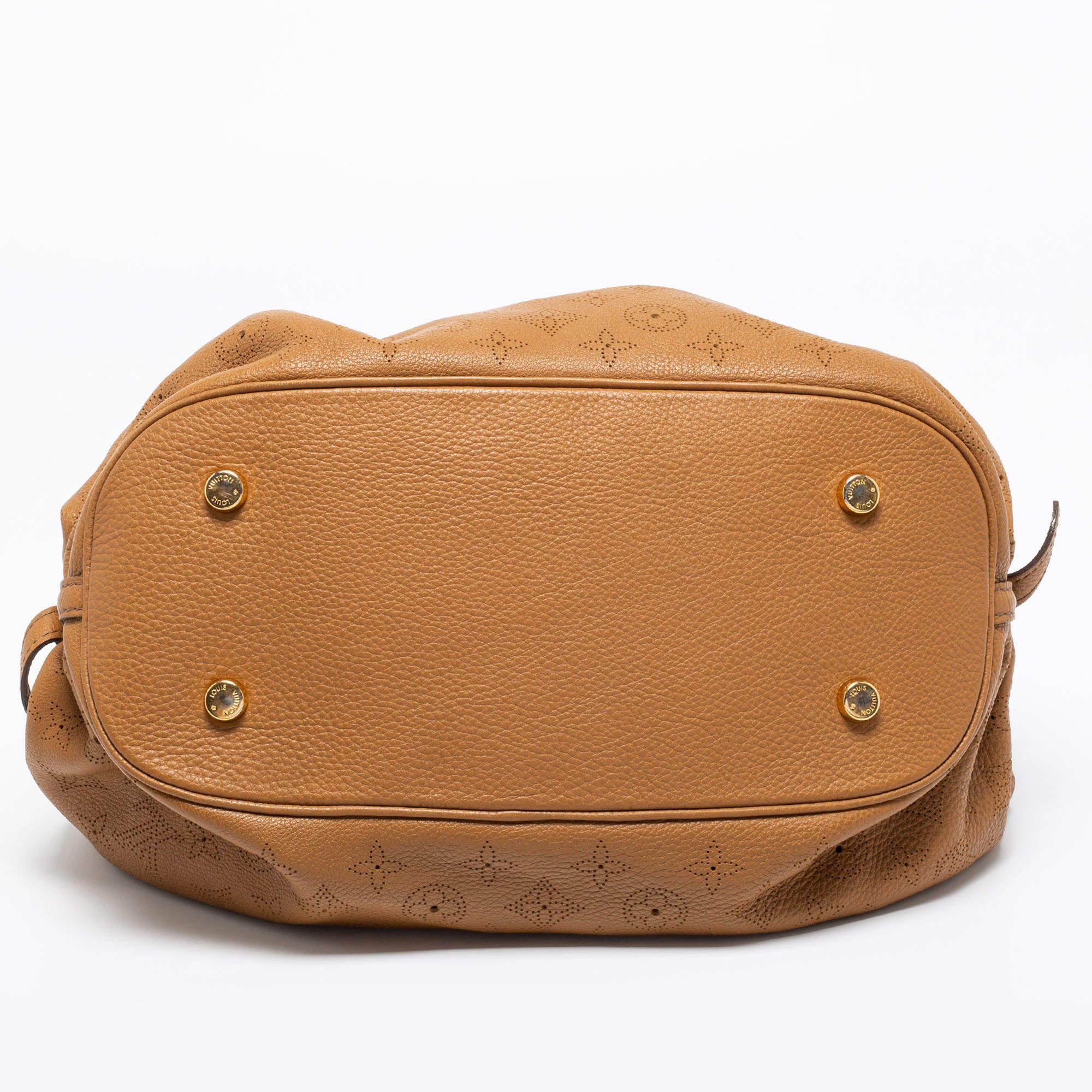 Louis Vuitton Biscuit Monogram Mahina Leather Surya L Bag 1