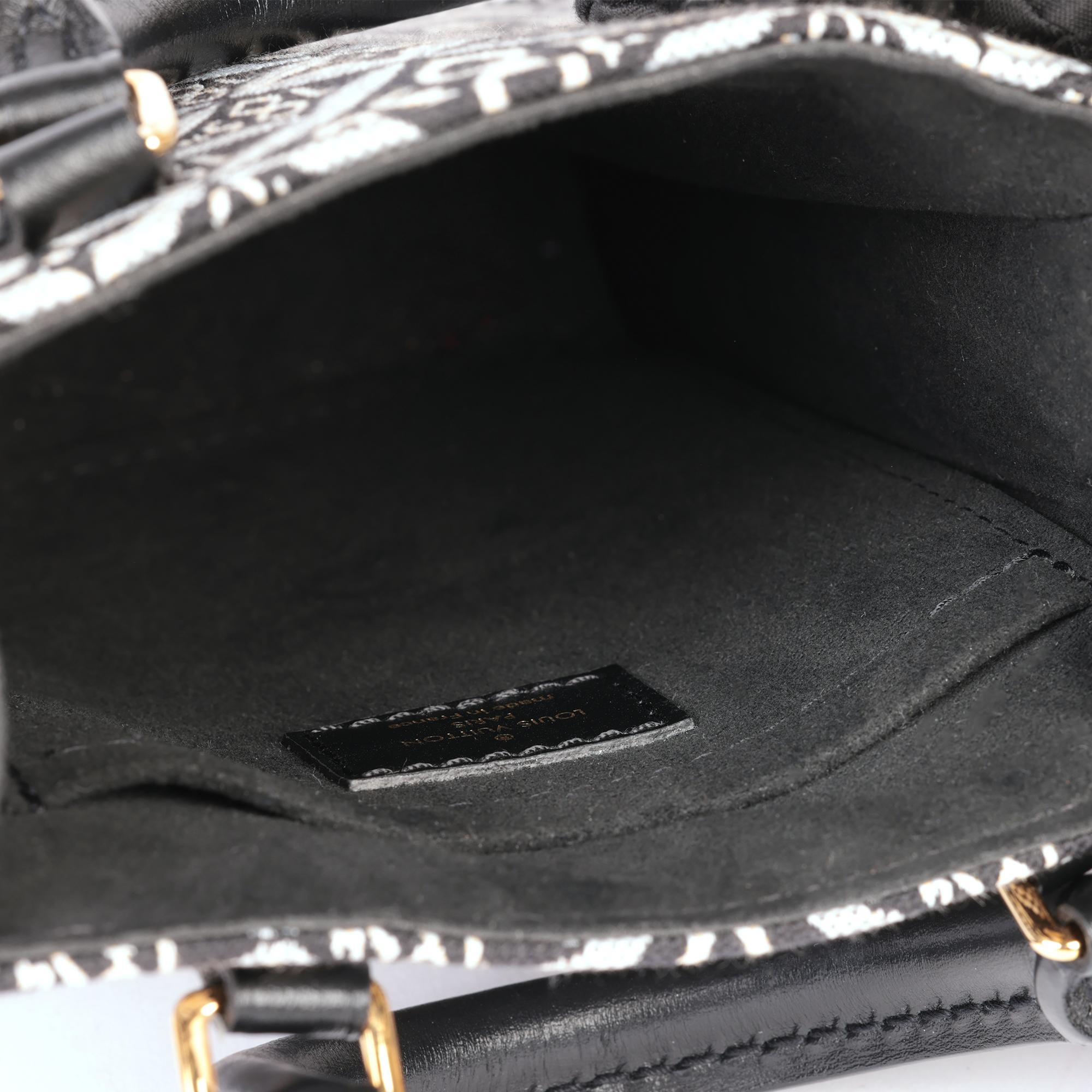 Louis Vuitton - Mini sac à main en toile et cuir de veau noir 1854 avec monogramme en vente 4