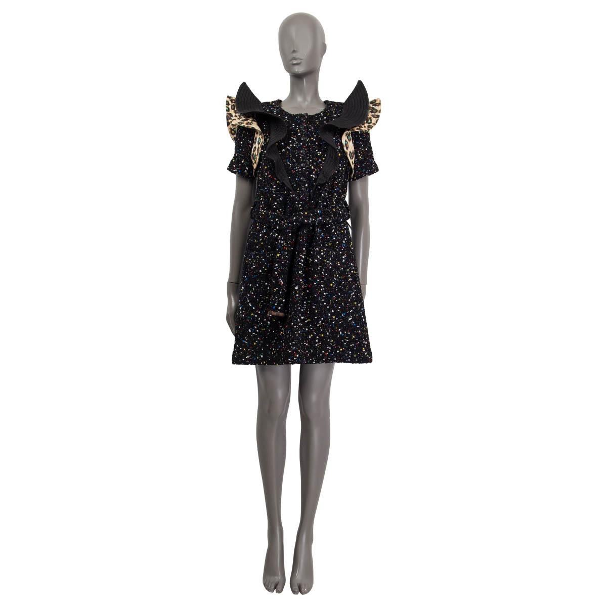 100% authentic Lous Vuitton Fall/Winter 2019 short sleeve dress in multicolored polyamide (32%), viscose (25%) , cotton (13%), silk (12%), polyester (11%) and wool (7%). Features ruffled details at the shoulder and multicolored sequins. Has a belt