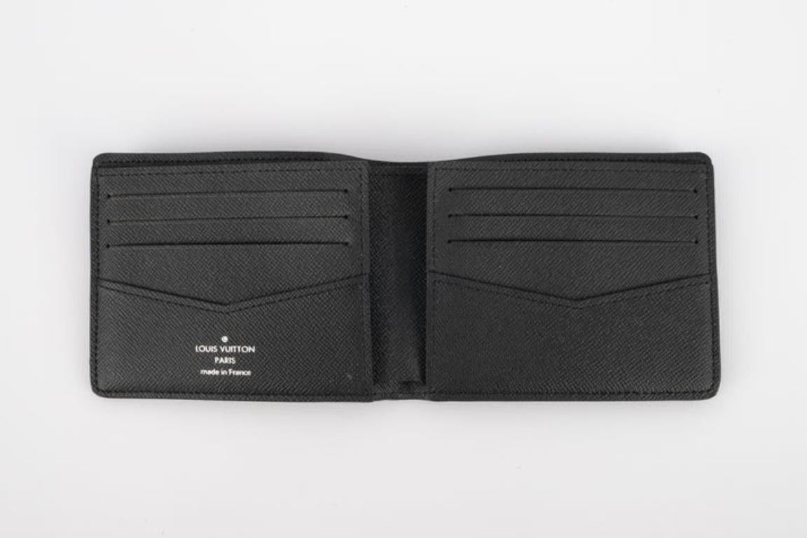 Cartera Louis Vuitton Negra y Gris 1