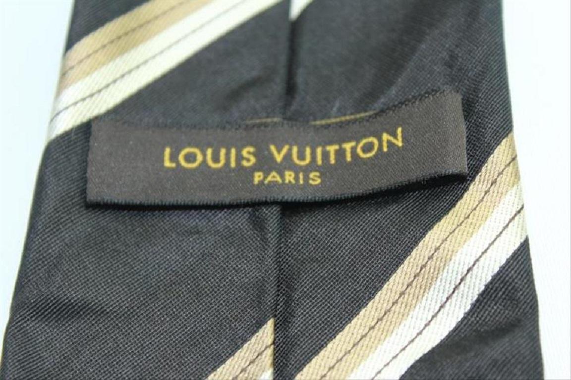Lv Diagonalstreifen-Krawatte von Louis Vuitton in Schwarz und Taupe Telm7 im Zustand „Gut“ im Angebot in Dix hills, NY