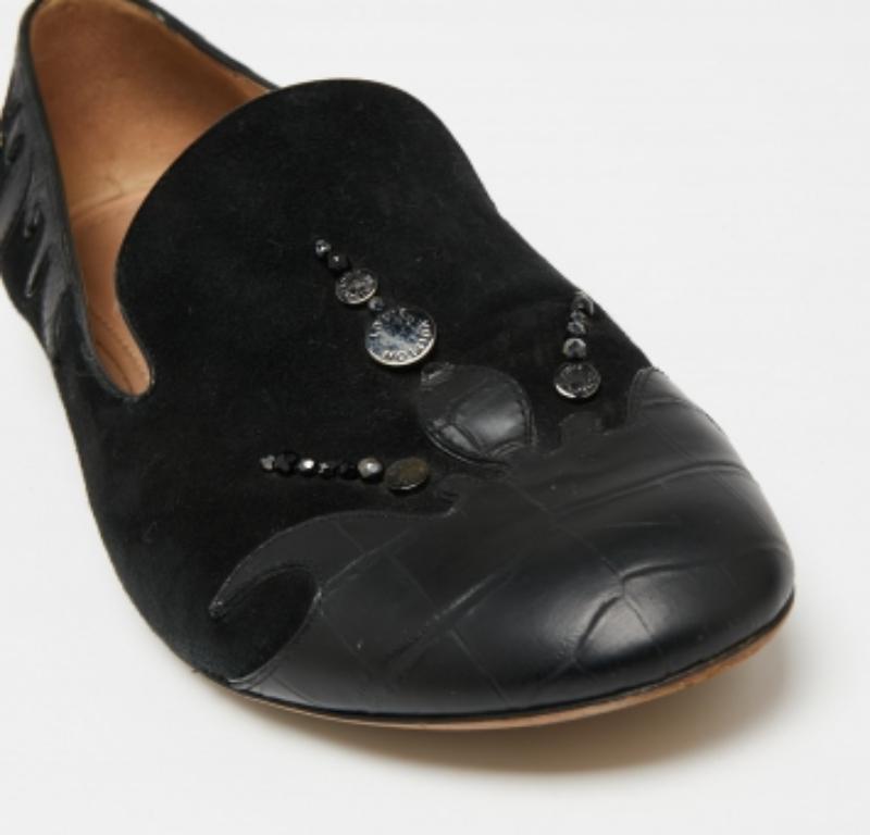 Louis Vuitton Schwarz Perlen Wildleder und Krokodil Cap Toe Smoking Slippers Größe 38 im Angebot 1