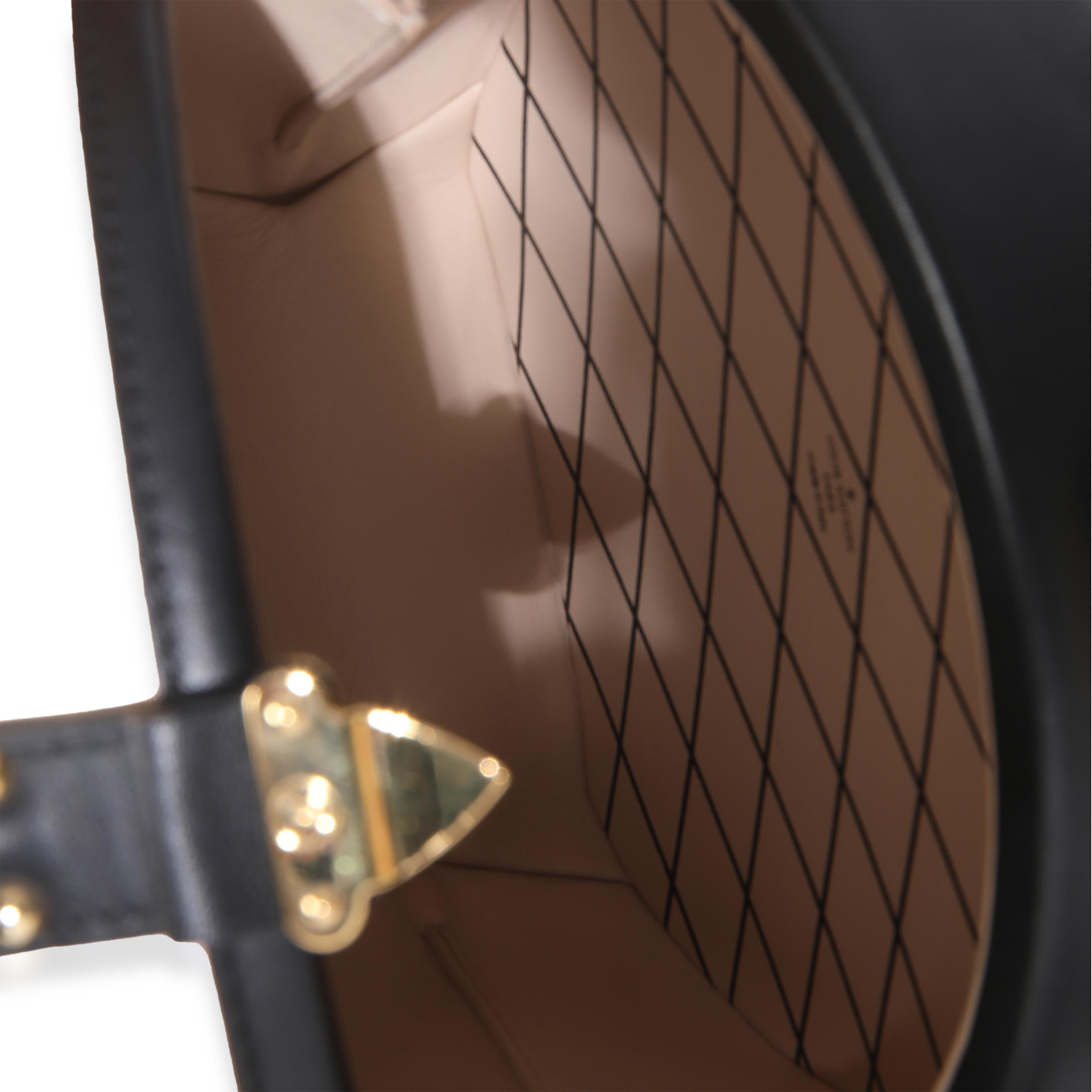 Louis Vuitton Schwarz Beige Kalbsleder Petite Boite Chapeau im Angebot 1