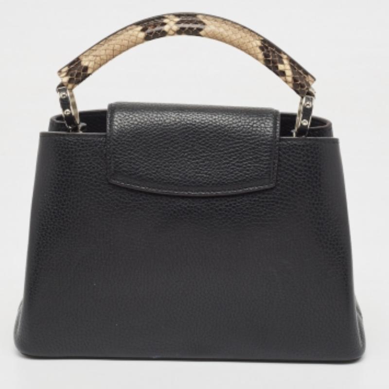 Louis Vuitton Taurillon Schwarz/Beige Taurillon Leder und Python Capucines BB Tasche aus Leder im Zustand „Gut“ im Angebot in Dubai, Al Qouz 2