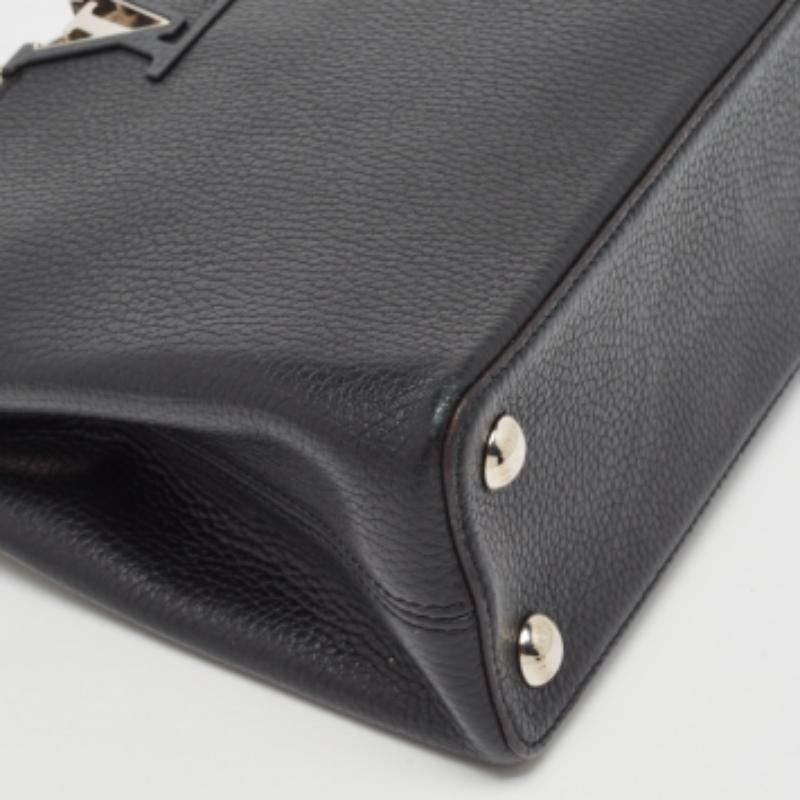 Louis Vuitton Taurillon Schwarz/Beige Taurillon Leder und Python Capucines BB Tasche aus Leder im Angebot 1