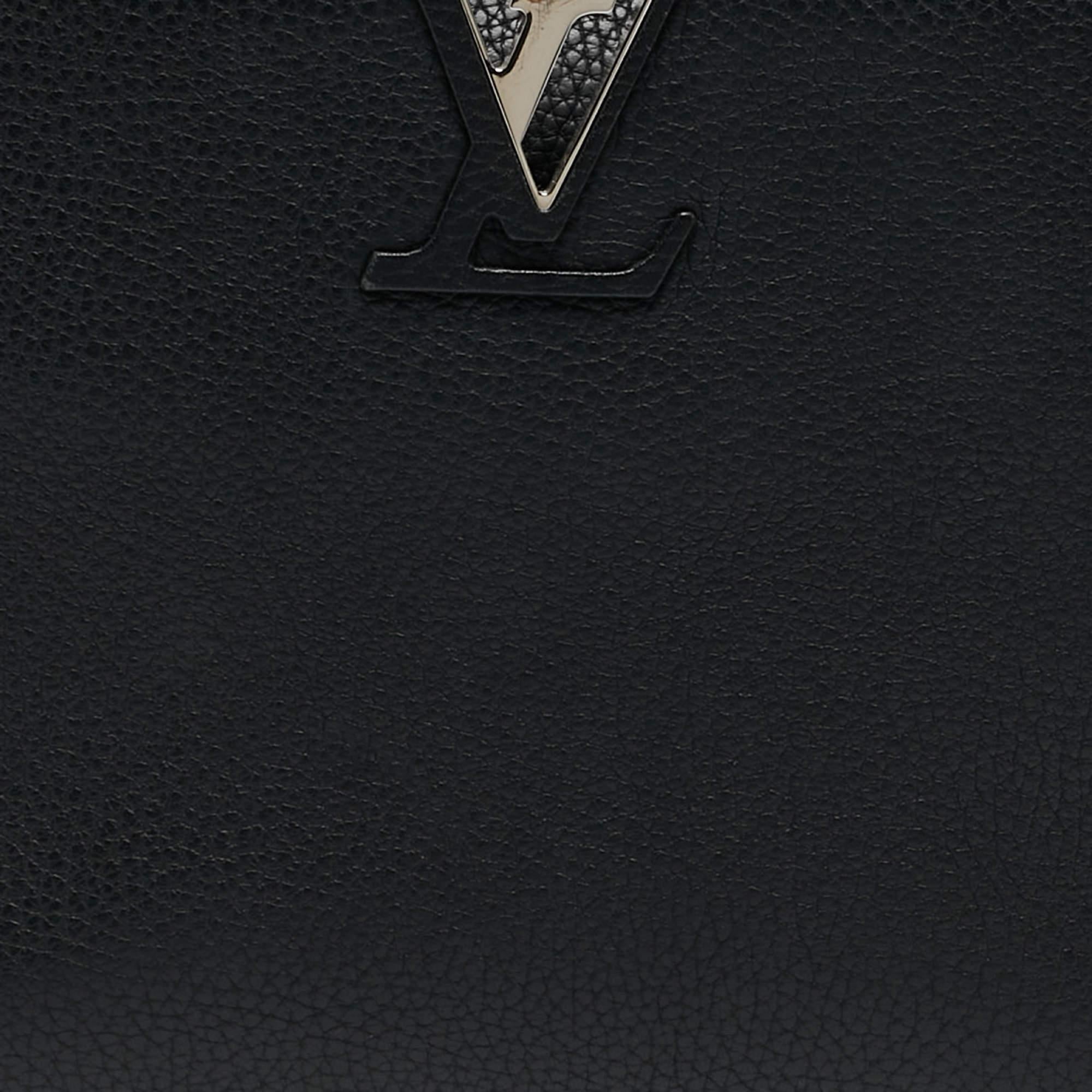 Louis Vuitton Black/Beige Taurillon Leather and Python Capucines BB Bag For Sale 4