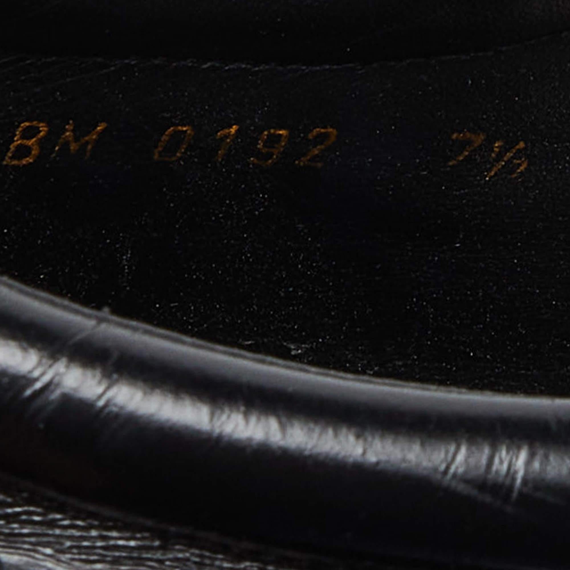 Louis Vuitton Black Brogue Leather Lace Up Derby Size 41.5 For Sale 3