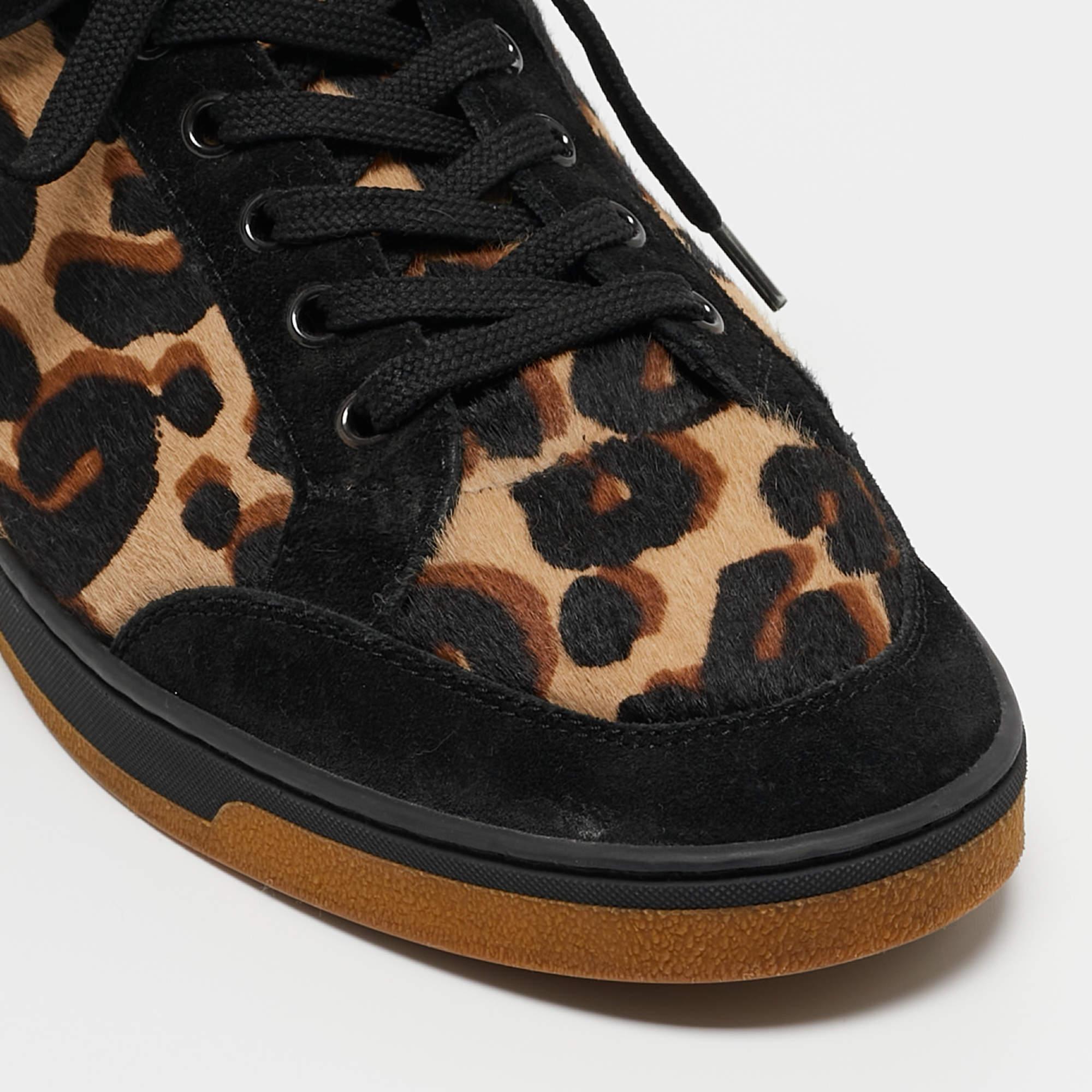 Women's Louis Vuitton Black/Brown Calf Hair and Suede Low Top Sneakers Size 38.5 For Sale