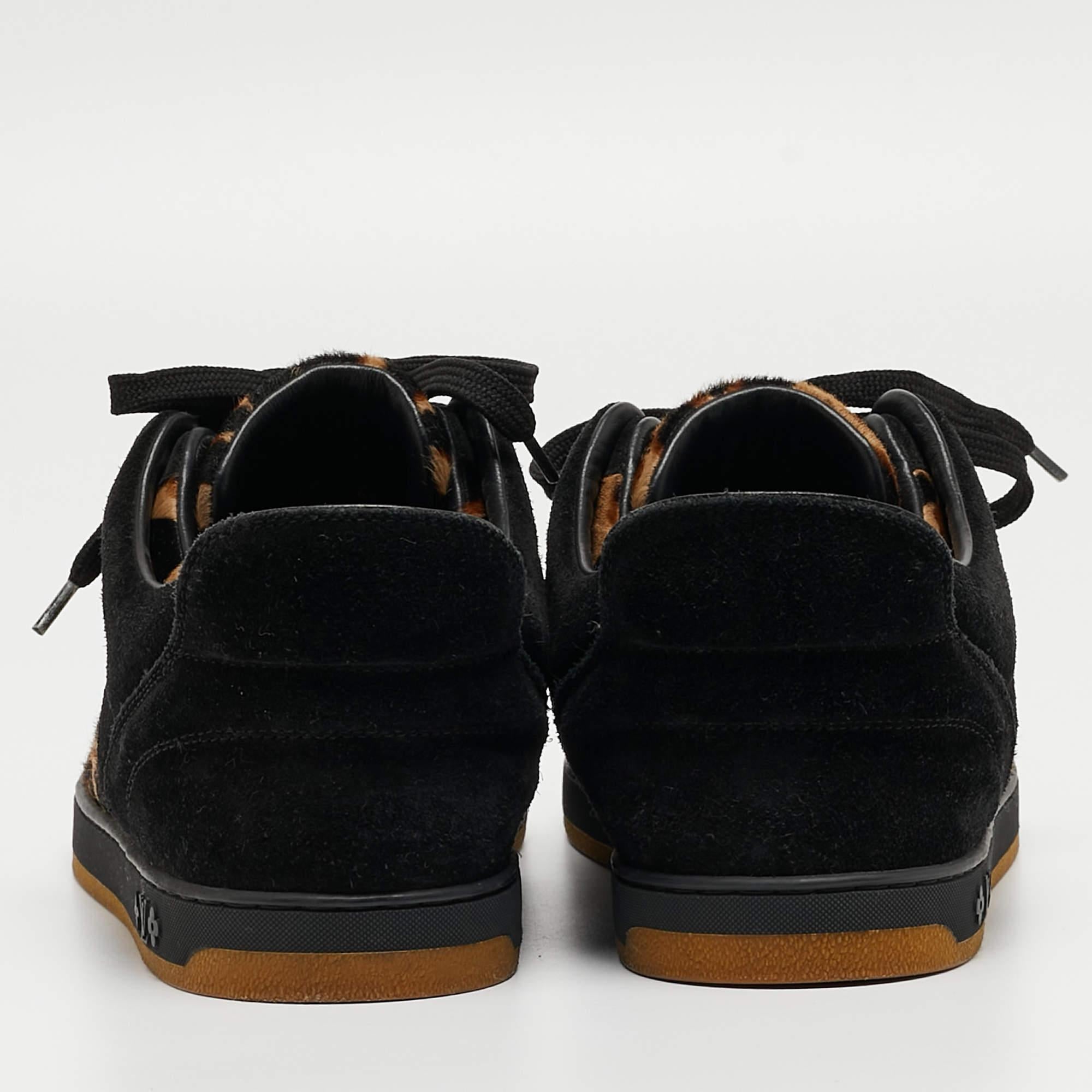 Louis Vuitton Black/Brown Calf Hair and Suede Low Top Sneakers Size 38.5 For Sale 1